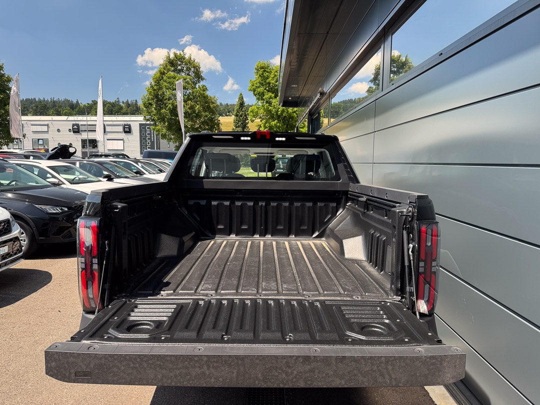 MAXUS eTerron 9 102kWh Premium-image-8