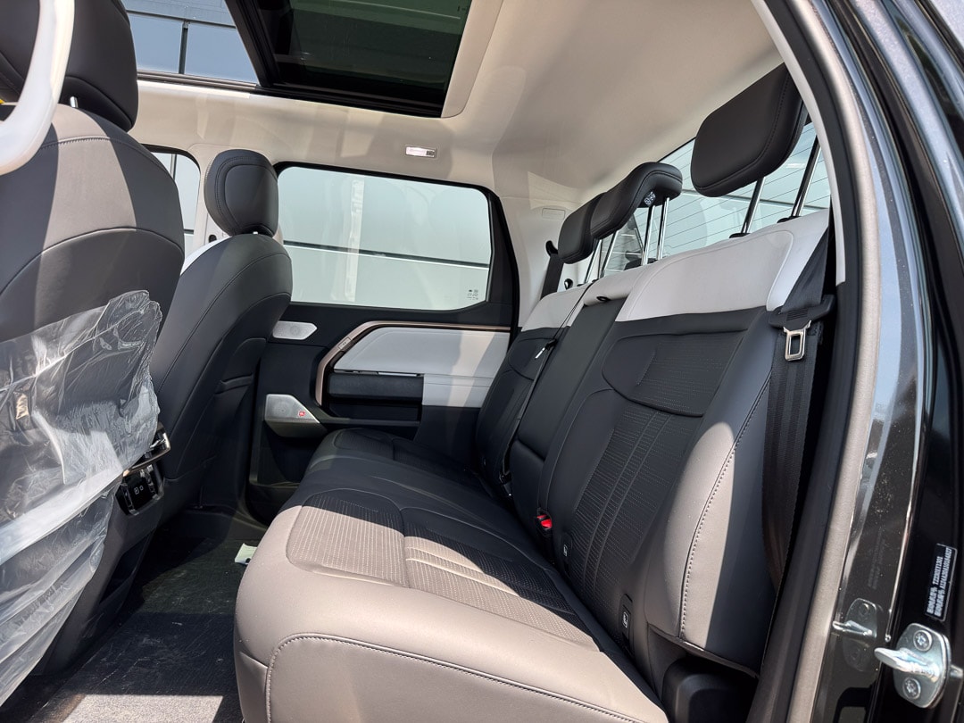 MAXUS eTerron 9 102kWh Premium-image-10