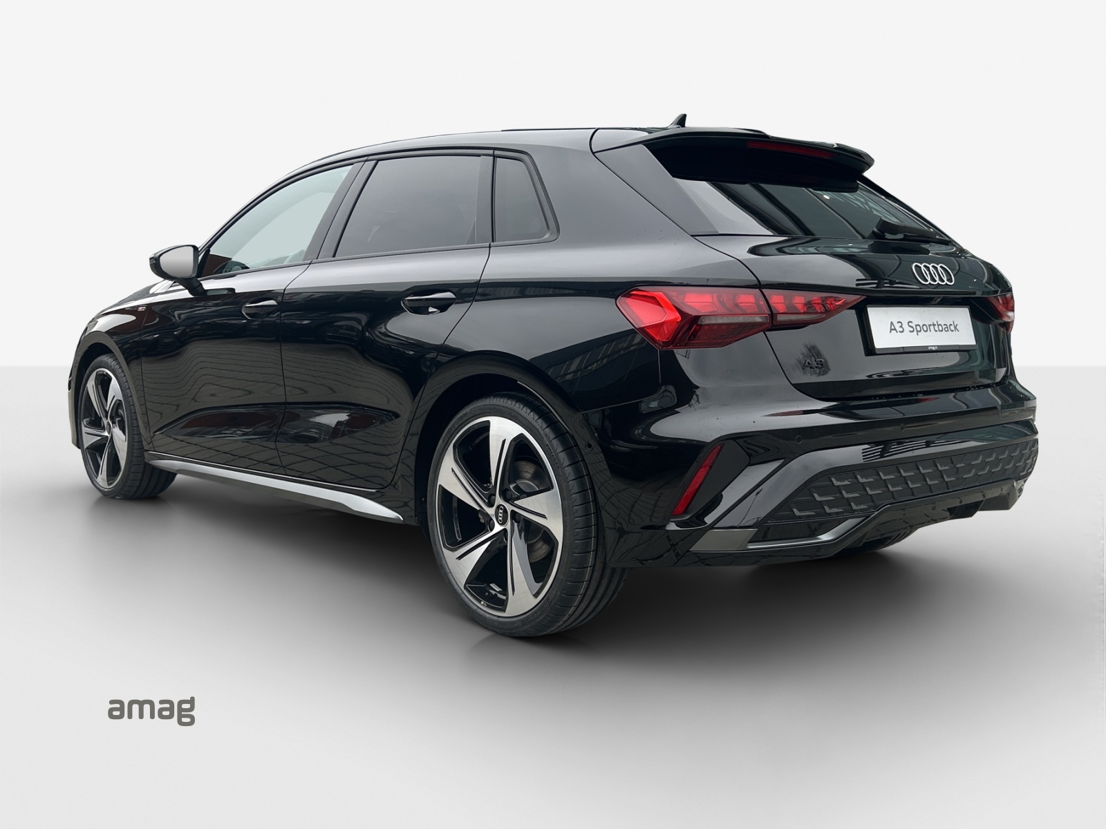 AUDI A3 Sportback 35 TFSI S line Attraction-showroom-element-2