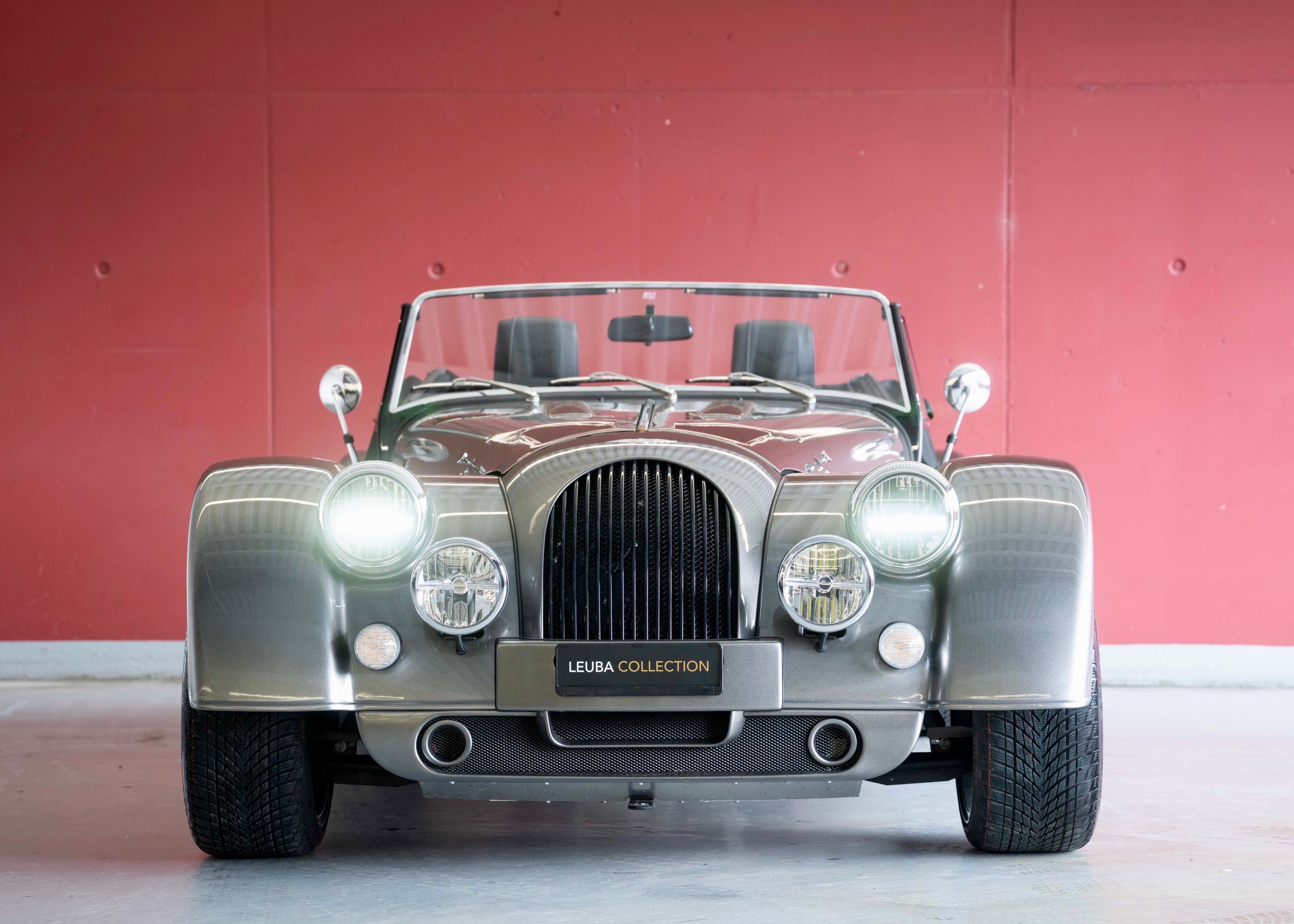 Image MORGAN 4-4 Plus Six 3.0 Bespoke (Swiss car, mint condition, Aston Martin Scintilla Silver paint)