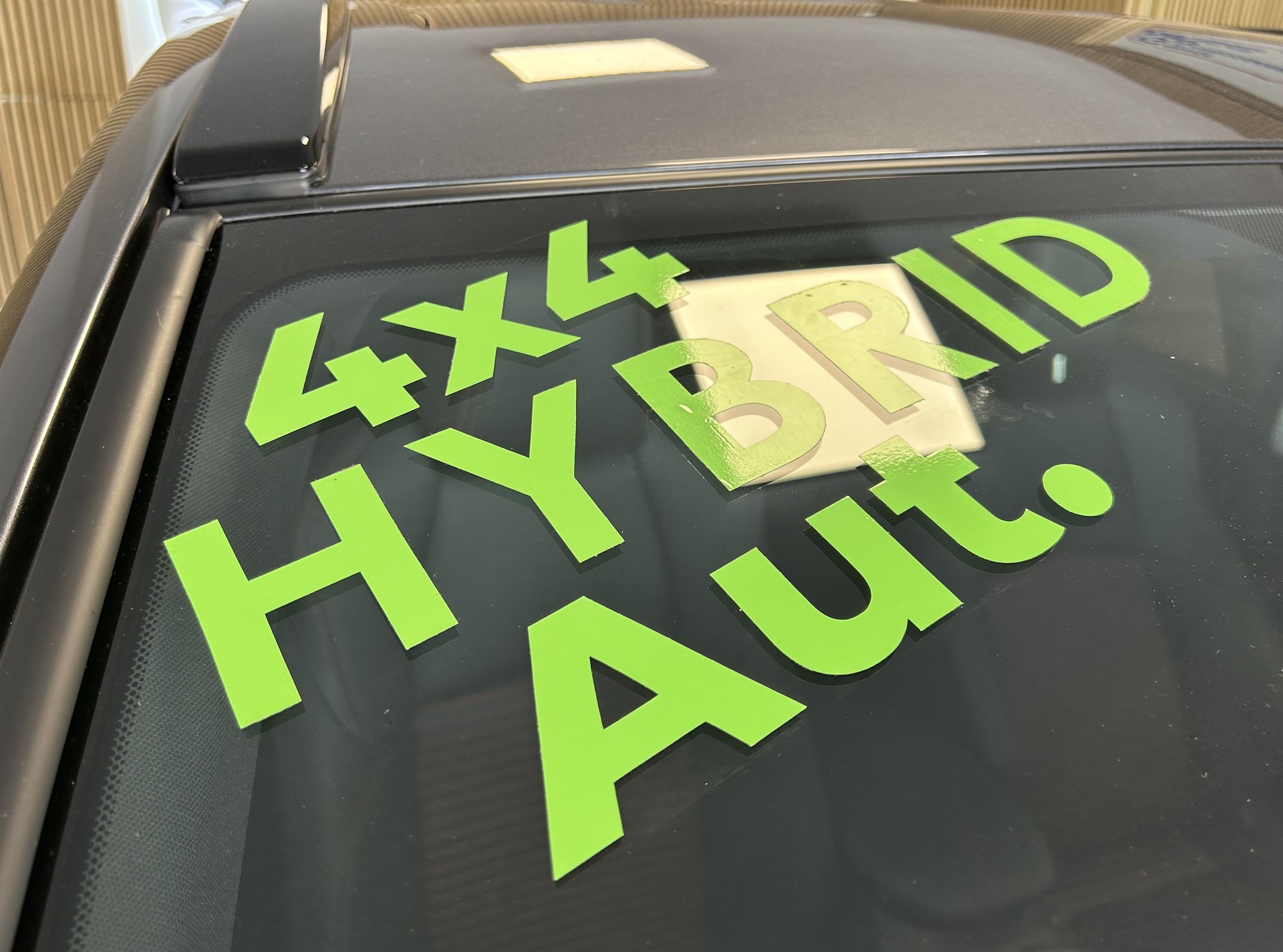 SUZUKI Across 2.5 PHEV Compact Top 4x4-showroom-element-1