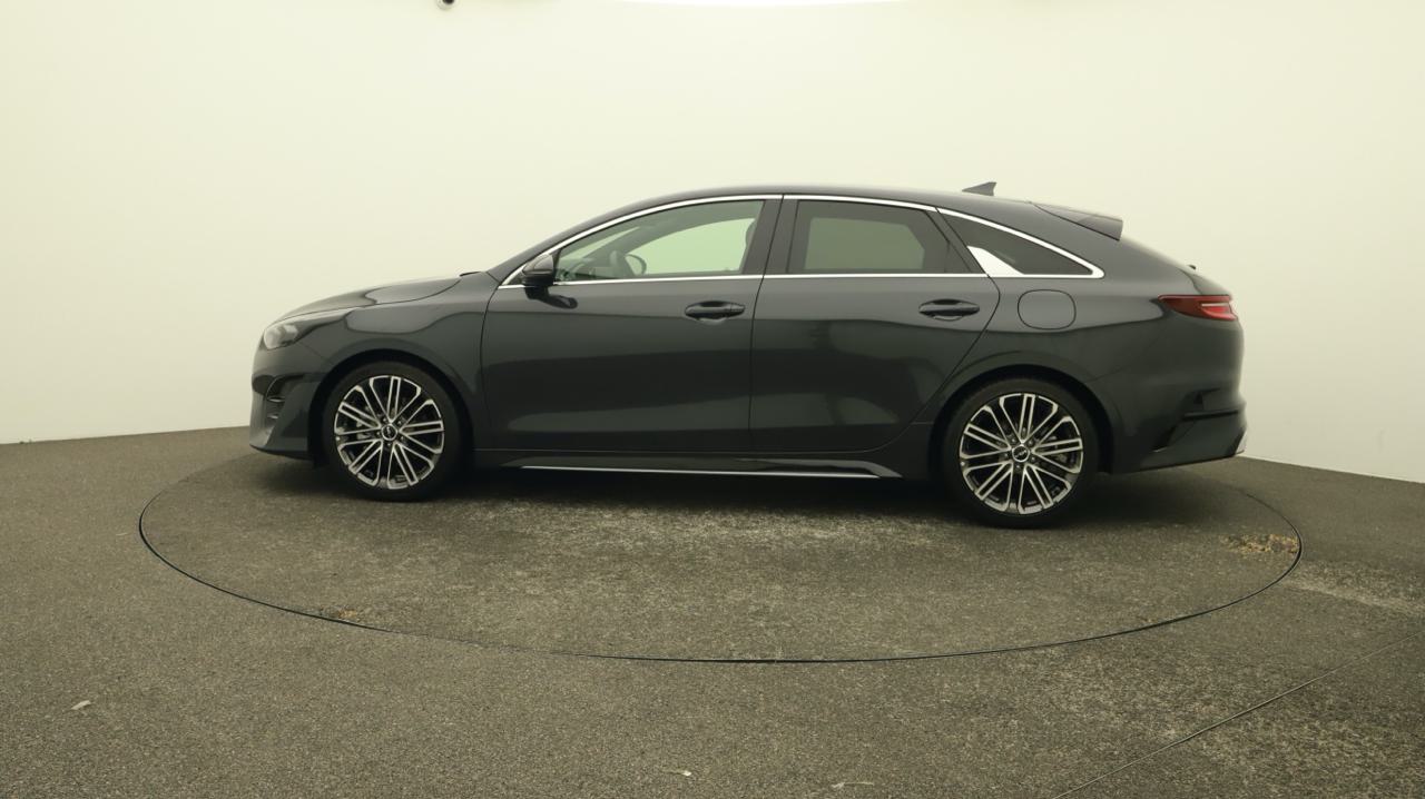 KIA ProCeed 1.5 T-GDi GT-Line Edition DCT-showroom-element-1
