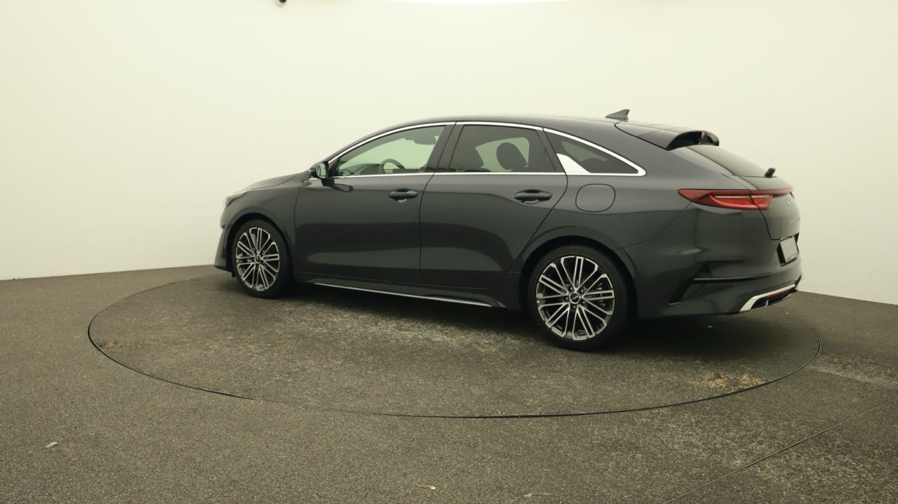 KIA ProCeed 1.5 T-GDi GT-Line Edition DCT-showroom-element-2