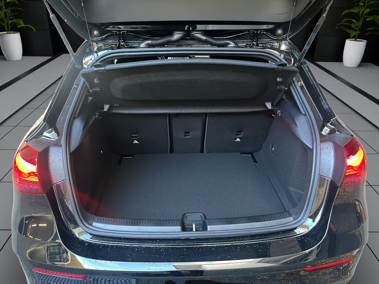 Image MERCEDES-BENZ A-200 A 200 Night Star 7G-DCT