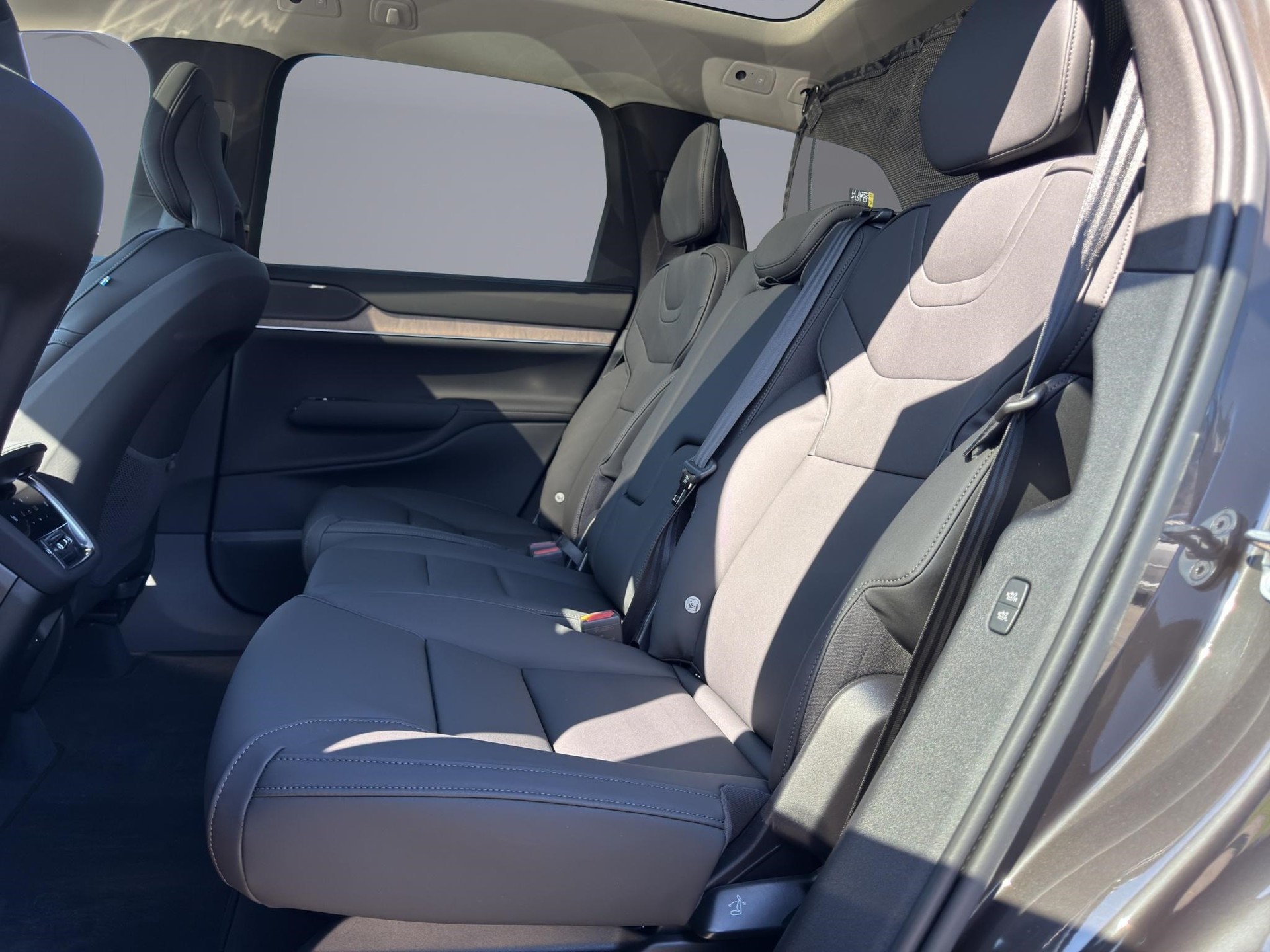VOLVO EX 90 EX90 Twin Ultra AWD-image-31