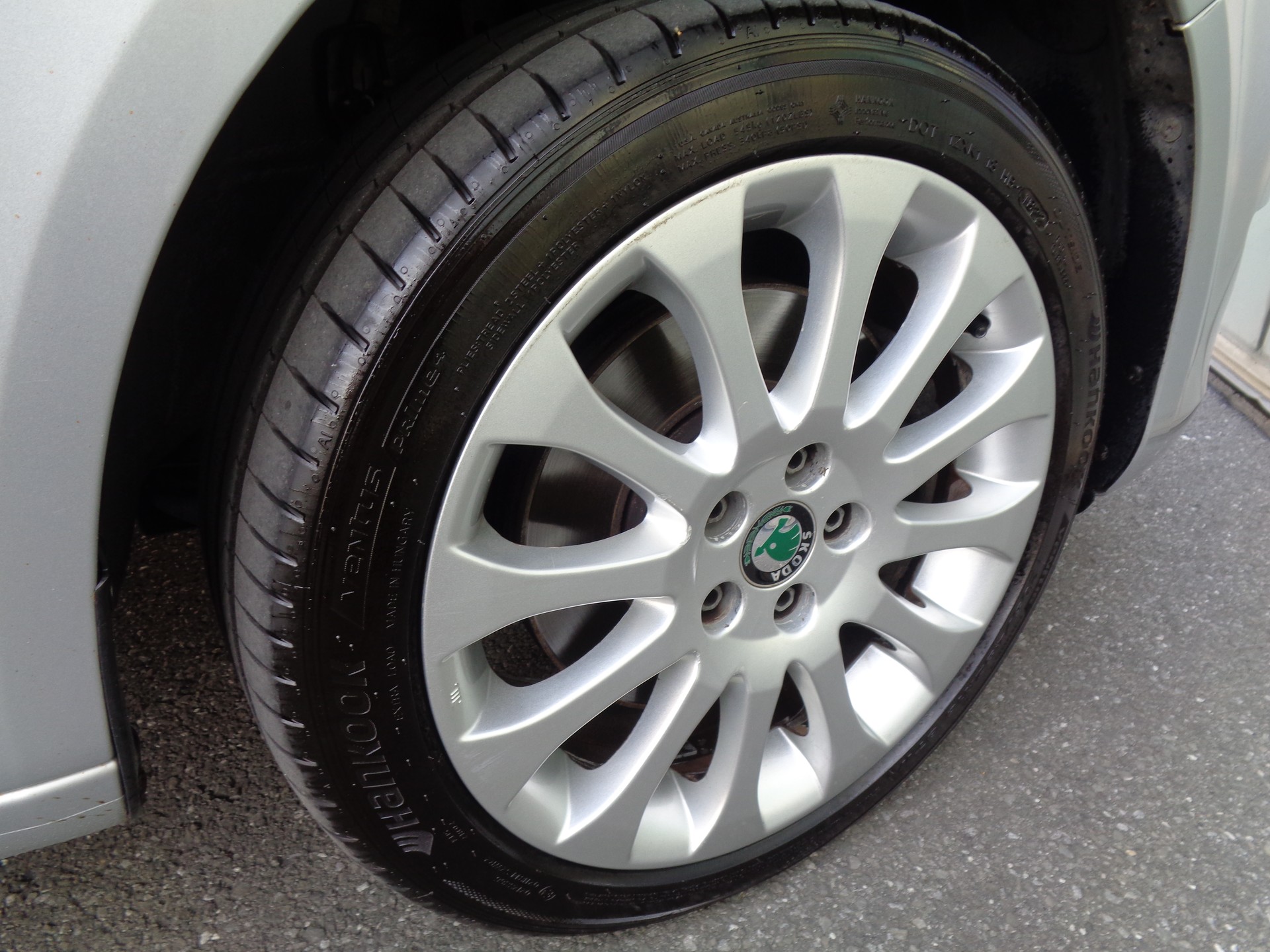 SKODA Fabia 1.2 TSI Elegance-image-15