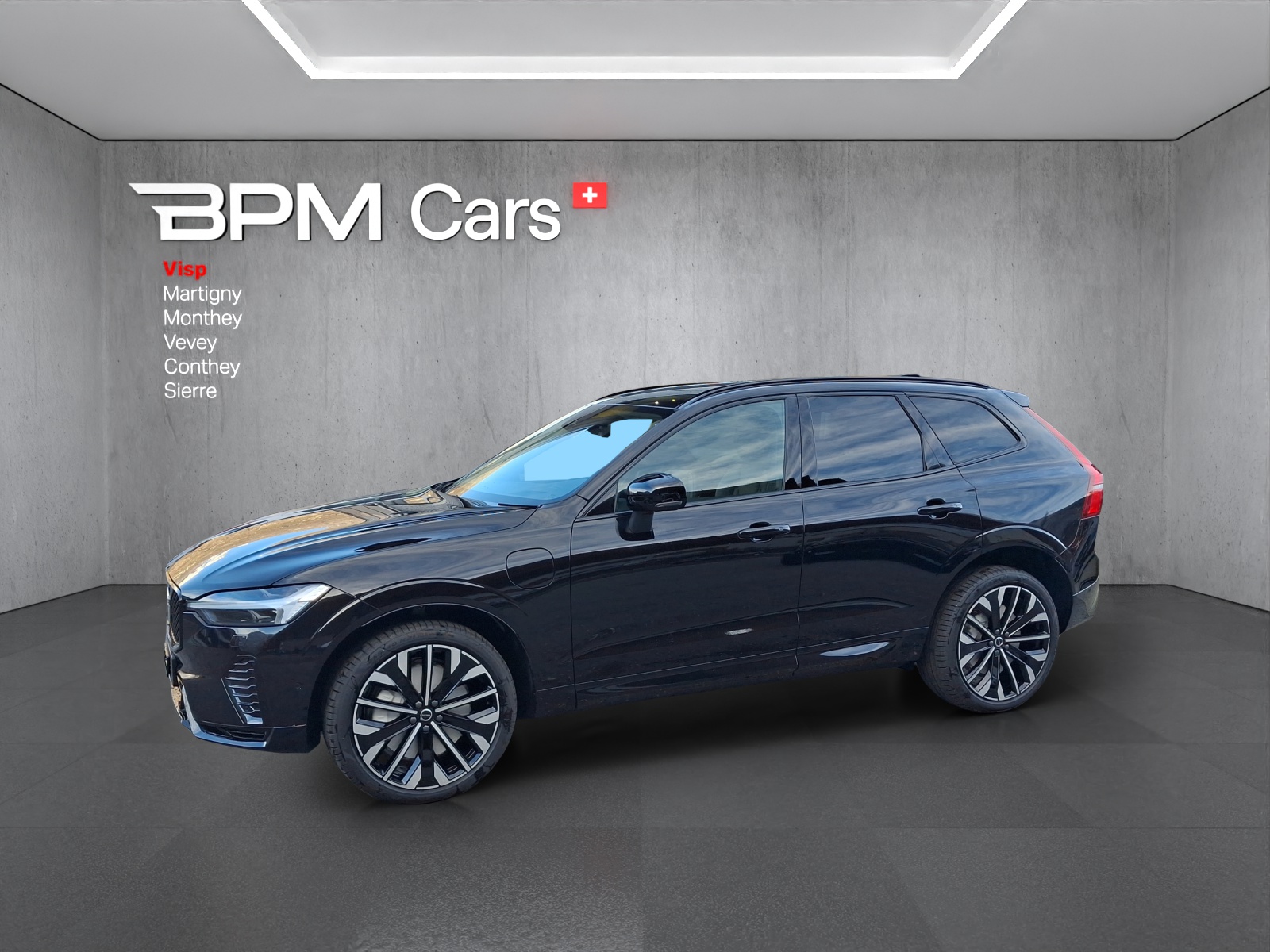 Photo VOLVO XC60 XC60 T8 eAWD PluginHybrid Plus Dark Geartronic