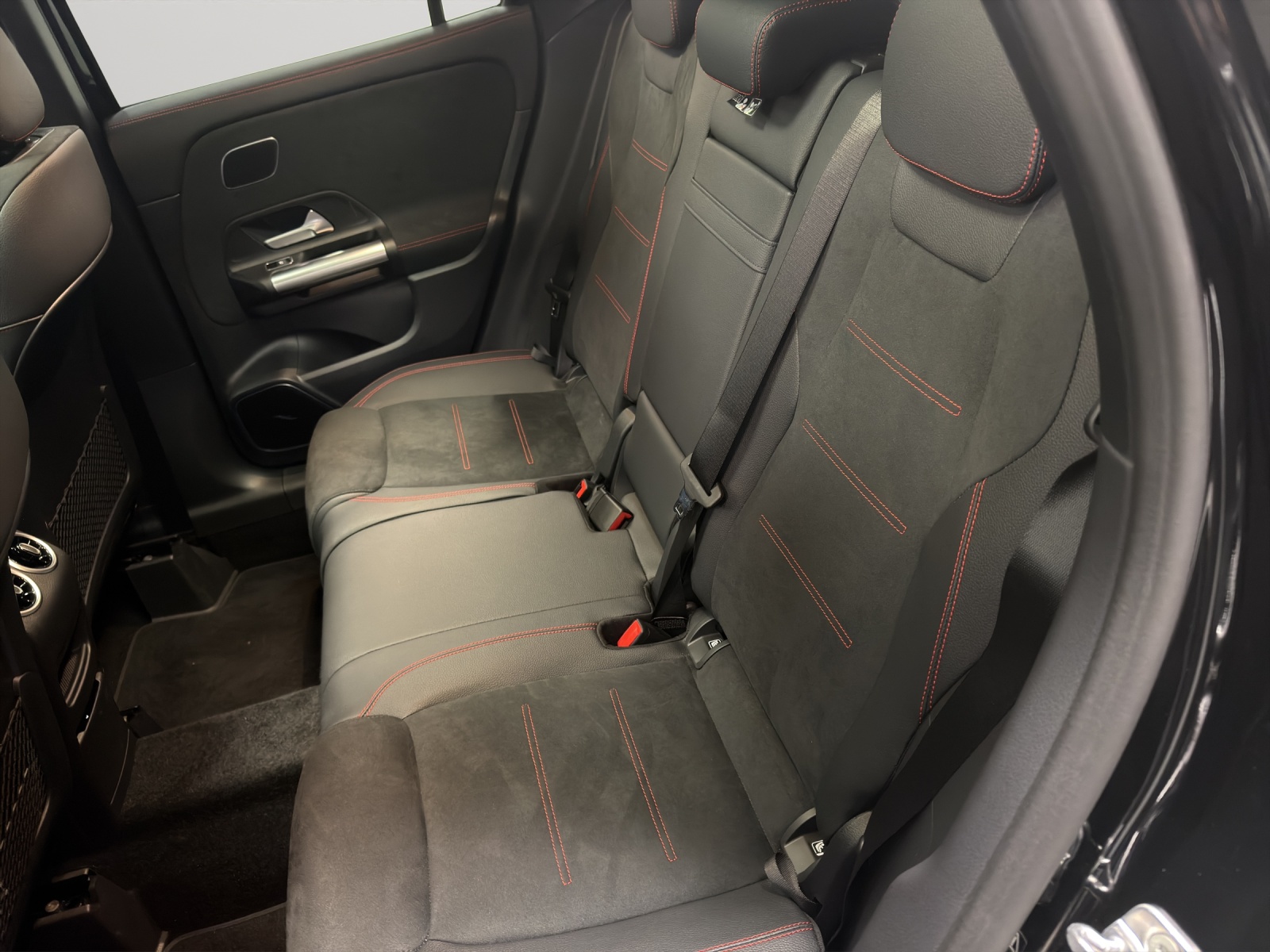 Image MERCEDES-BENZ GLA-220 GLA 220 4Matic 8G-DCT