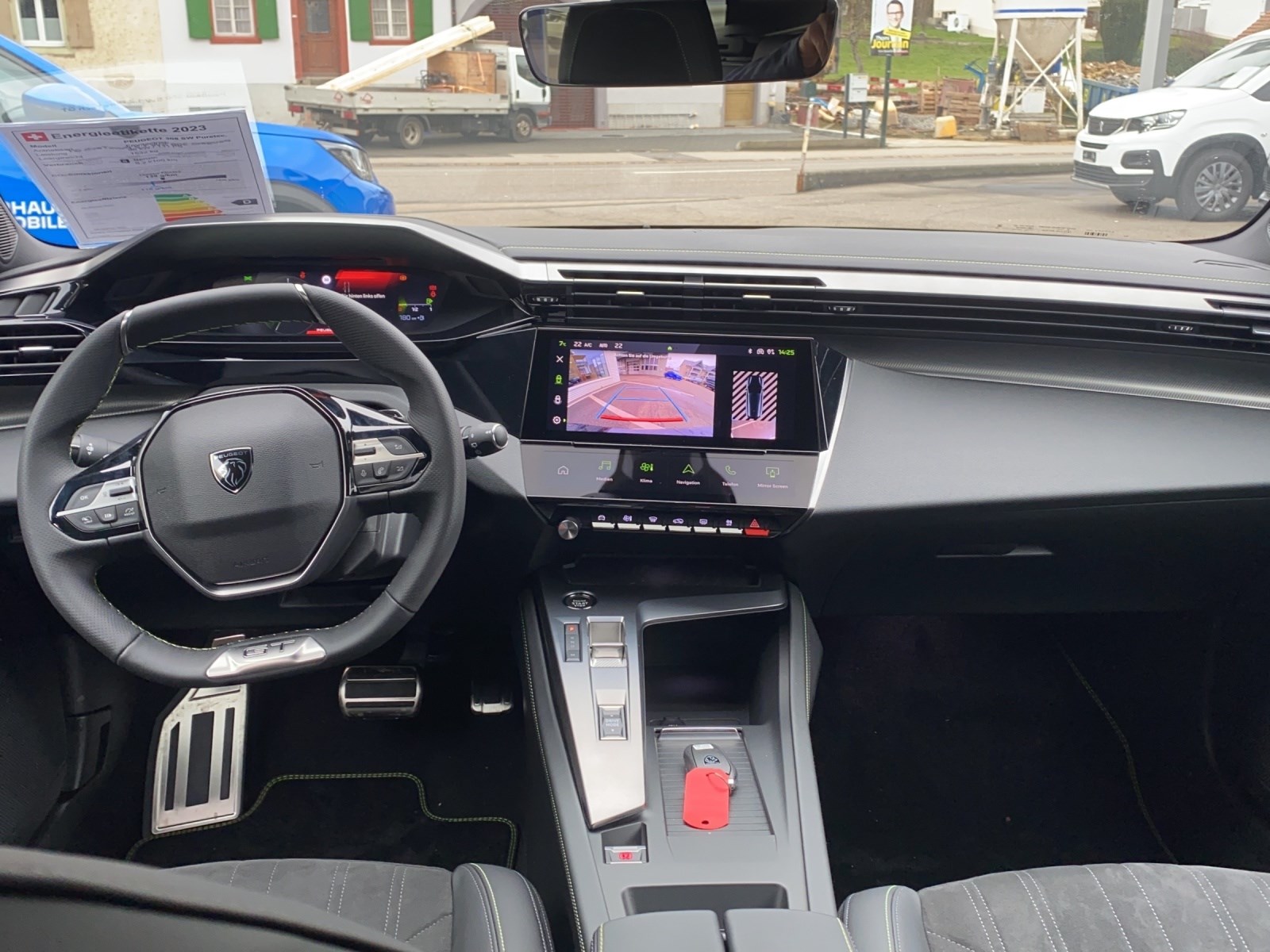 PEUGEOT 308 SW 1.2 PureTech GT-image-5