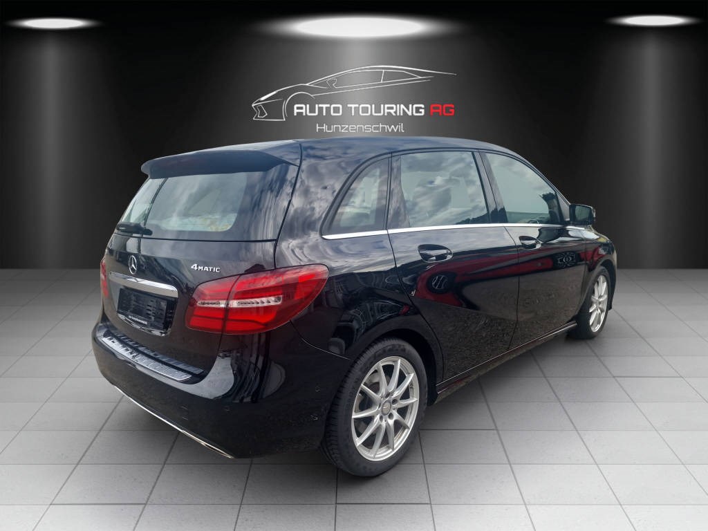 MERCEDES-BENZ B 220 Urban 4m-image-2