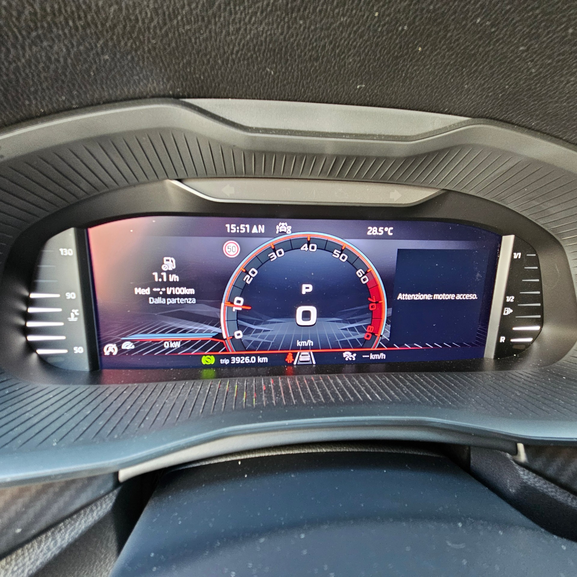SKODA Kamiq 1.0 TSI Monte Carlo-image-16
