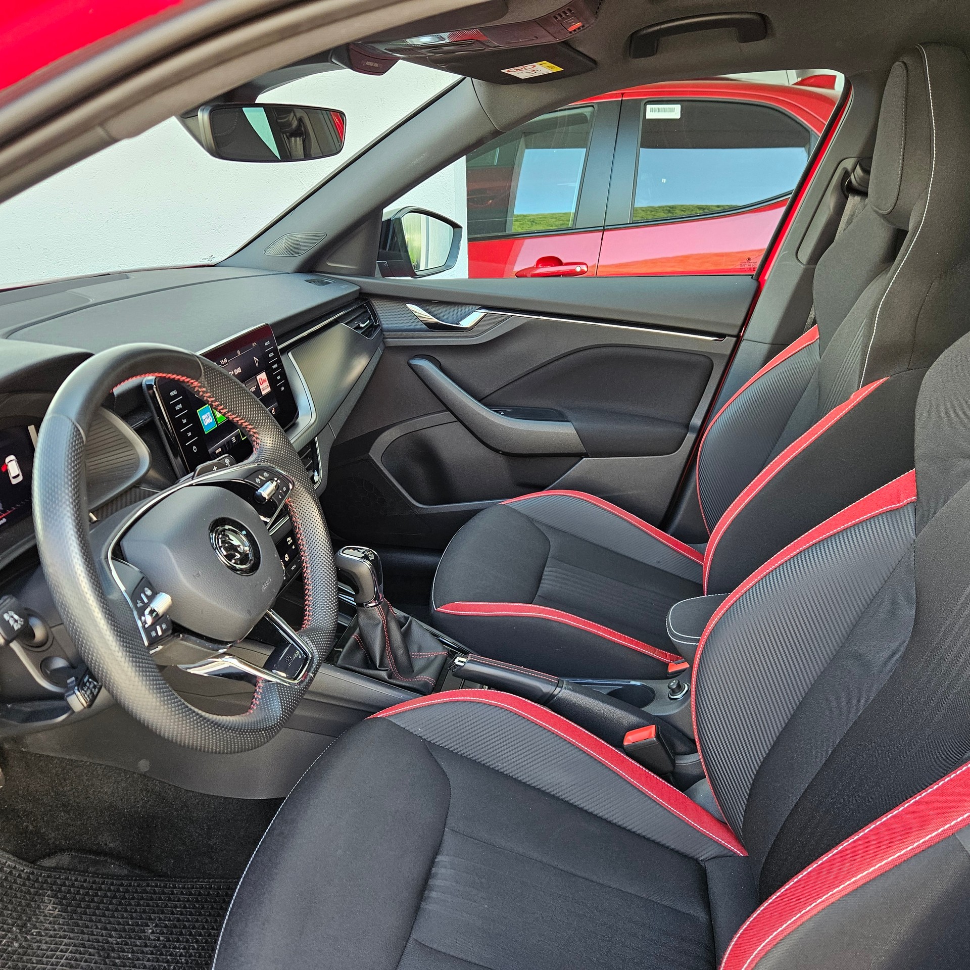 SKODA Kamiq 1.0 TSI Monte Carlo-image-11