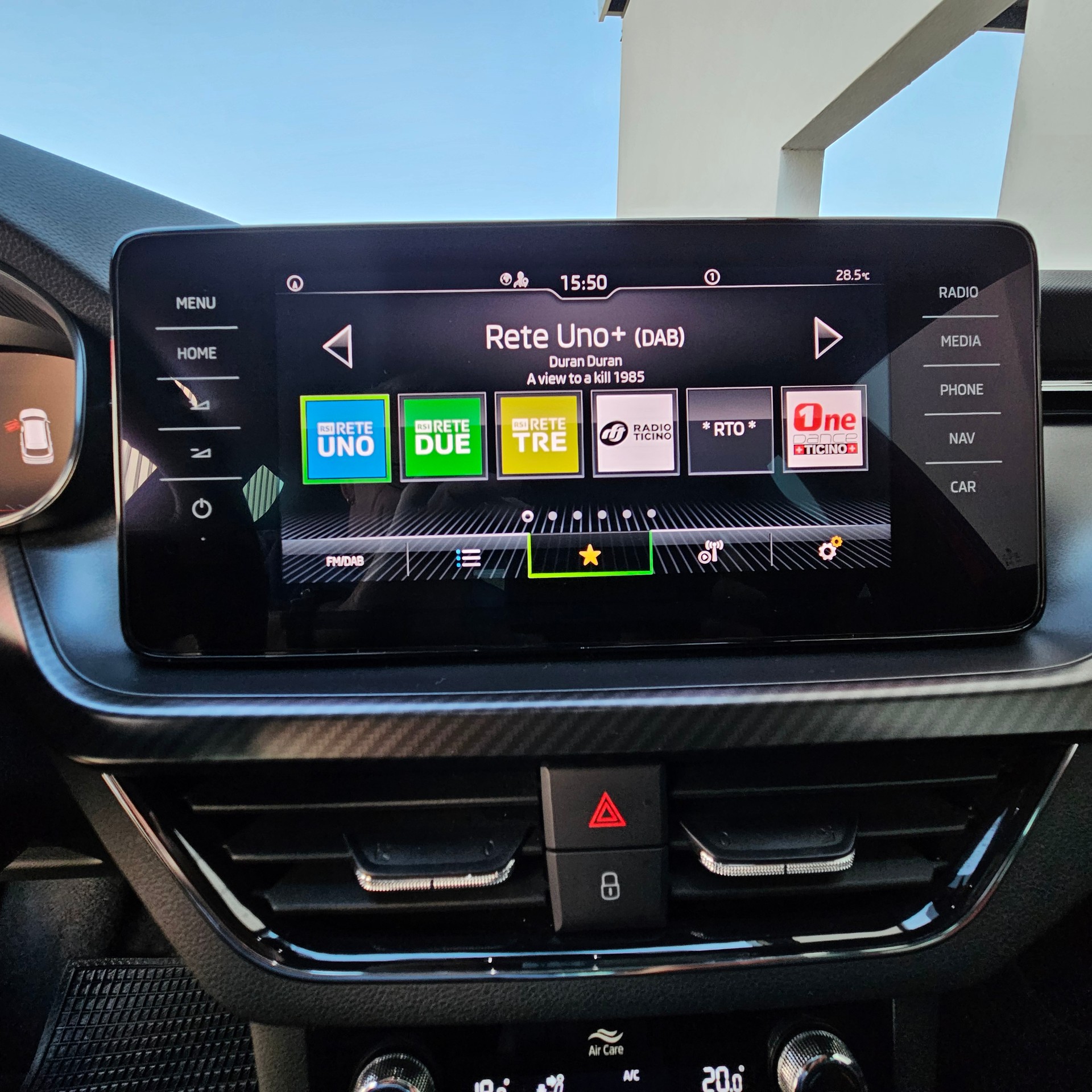 SKODA Kamiq 1.0 TSI Monte Carlo-image-13