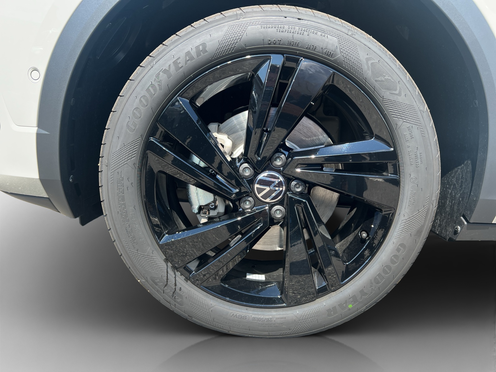VW T-Roc 2.0 TSI R-Line DSG 4Motion-image-15