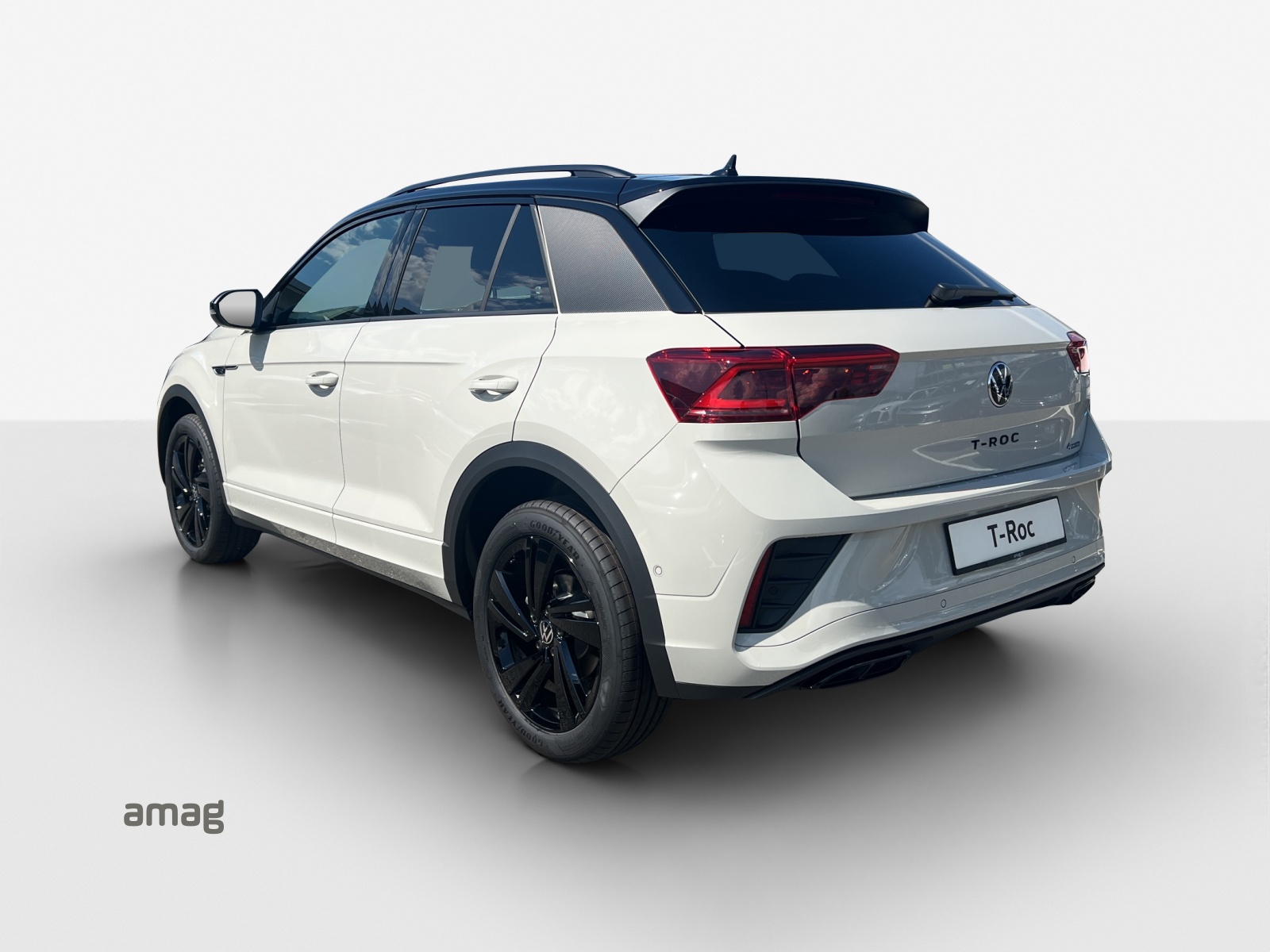 VW T-Roc 2.0 TSI R-Line DSG 4Motion-showroom-element-2