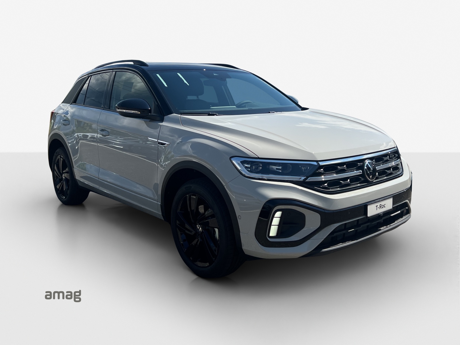 VW T-Roc 2.0 TSI R-Line DSG 4Motion-image-5