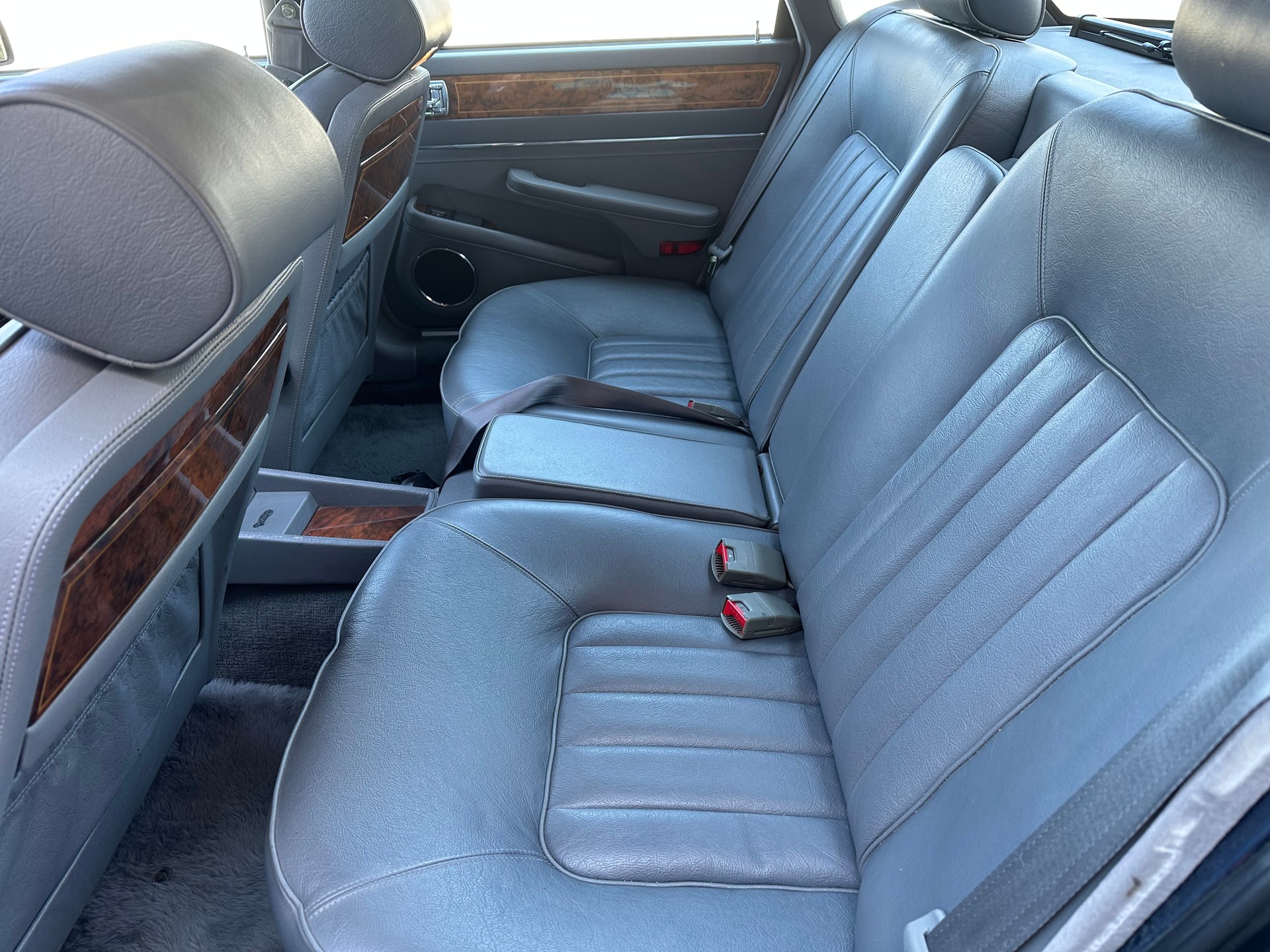 DAIMLER 4.0 Six-image-11