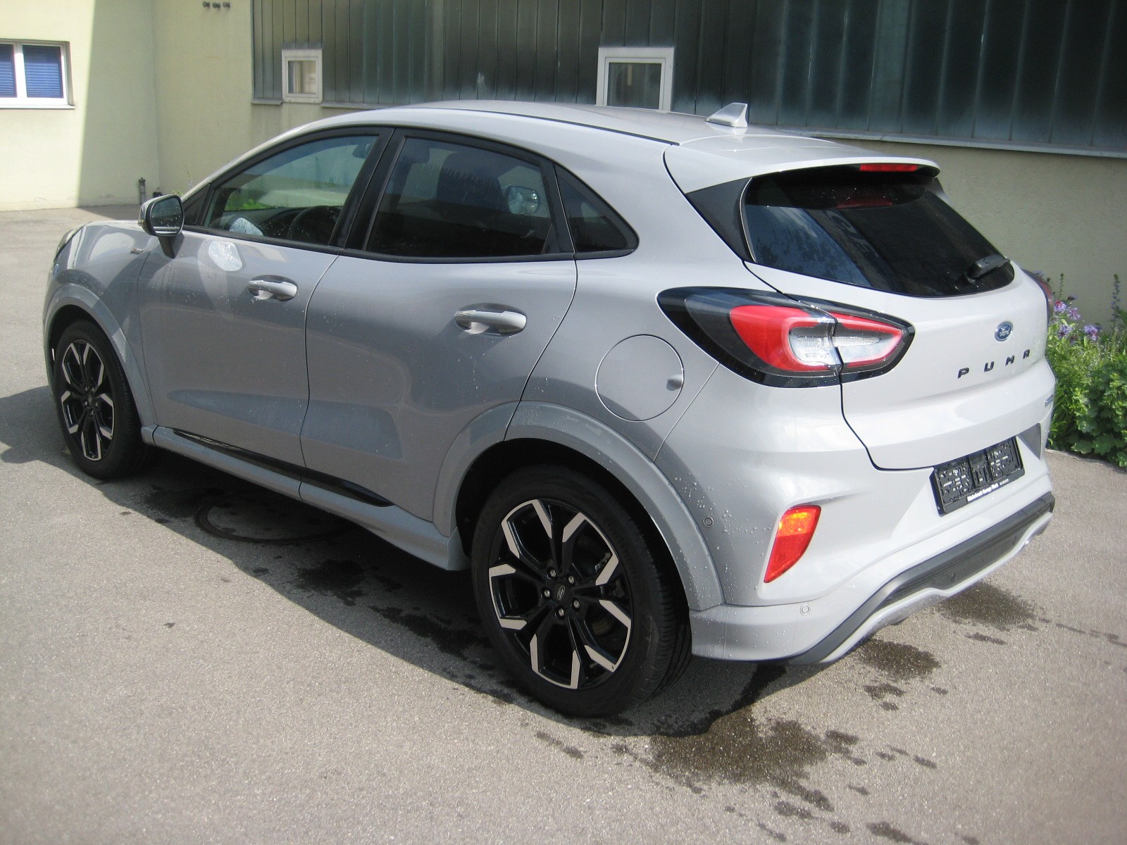 FORD Puma 1.0 MHEV ST-Line X Automat-image-2