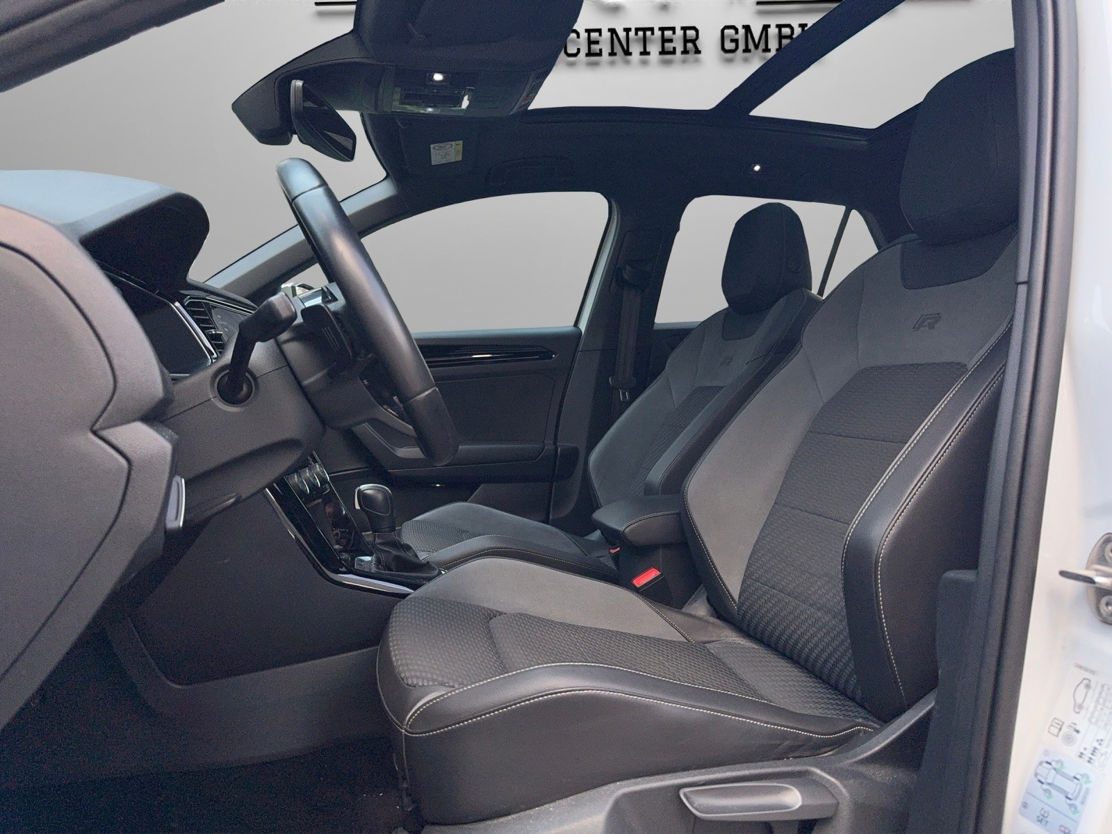 VW T-Roc 2.0 TSI R DSG 4Motion-image-7