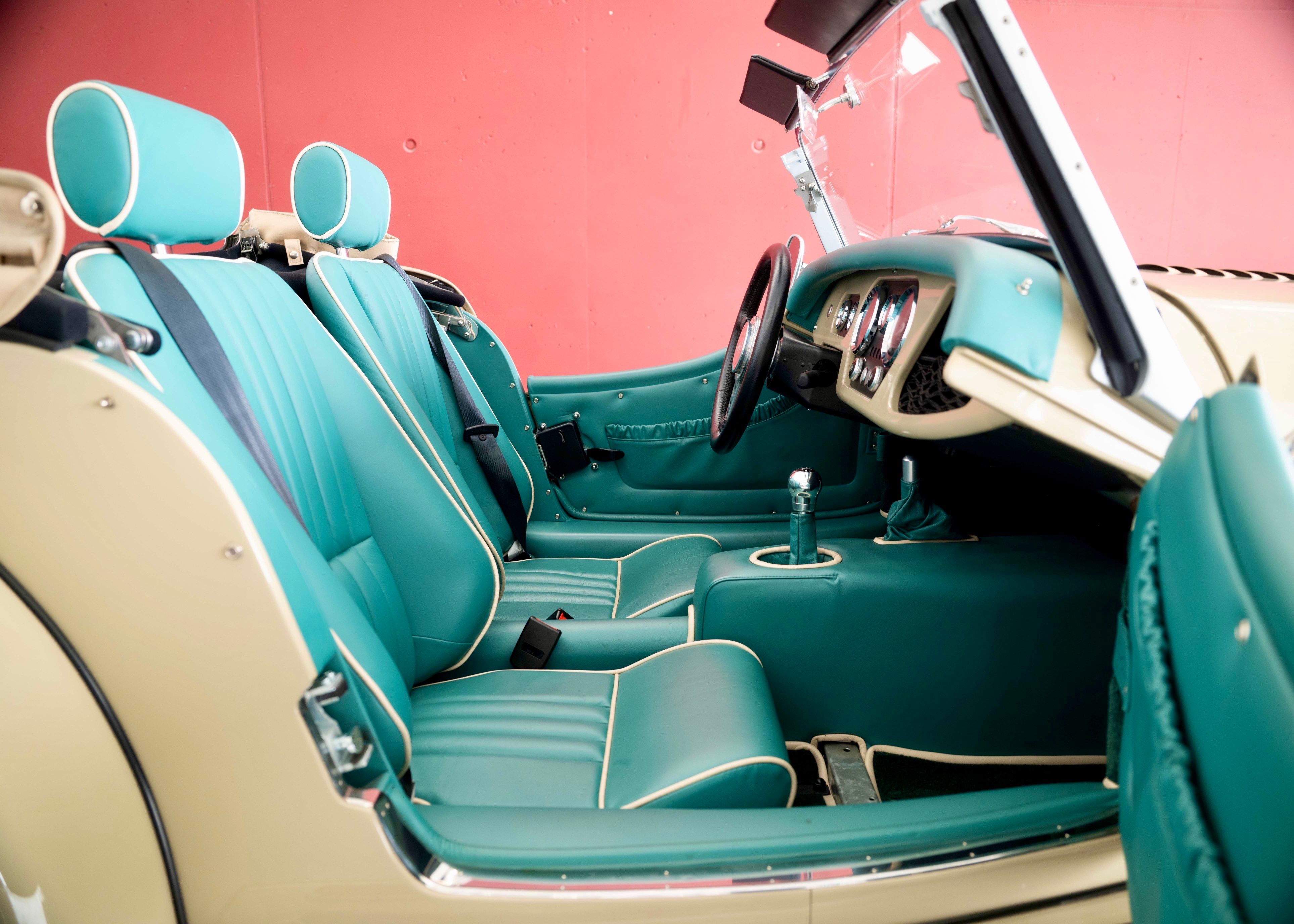 Image MORGAN PLUS-4 Plus 4 2.0 Swiss Pack (1st hand, like new, certified mileage)