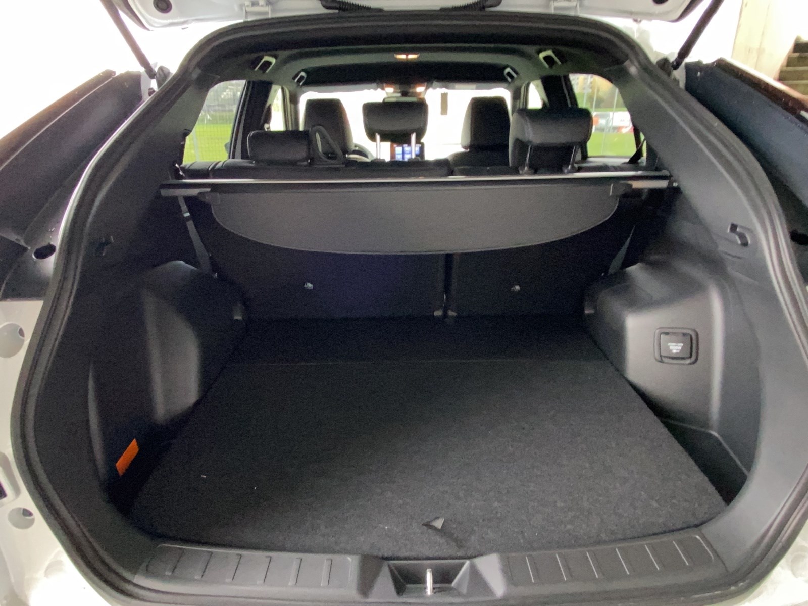 MITSUBISHI Eclipse Cross 2.4 PHEV Instyle 4WD-image-16
