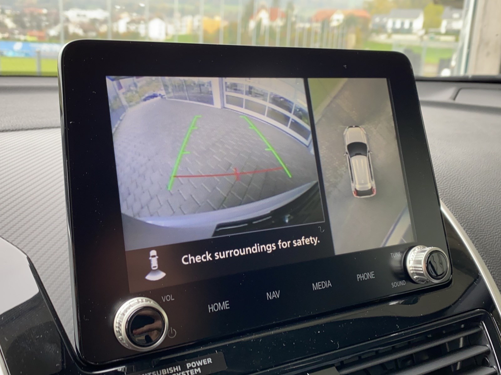 MITSUBISHI Eclipse Cross 2.4 PHEV Instyle 4WD-image-18