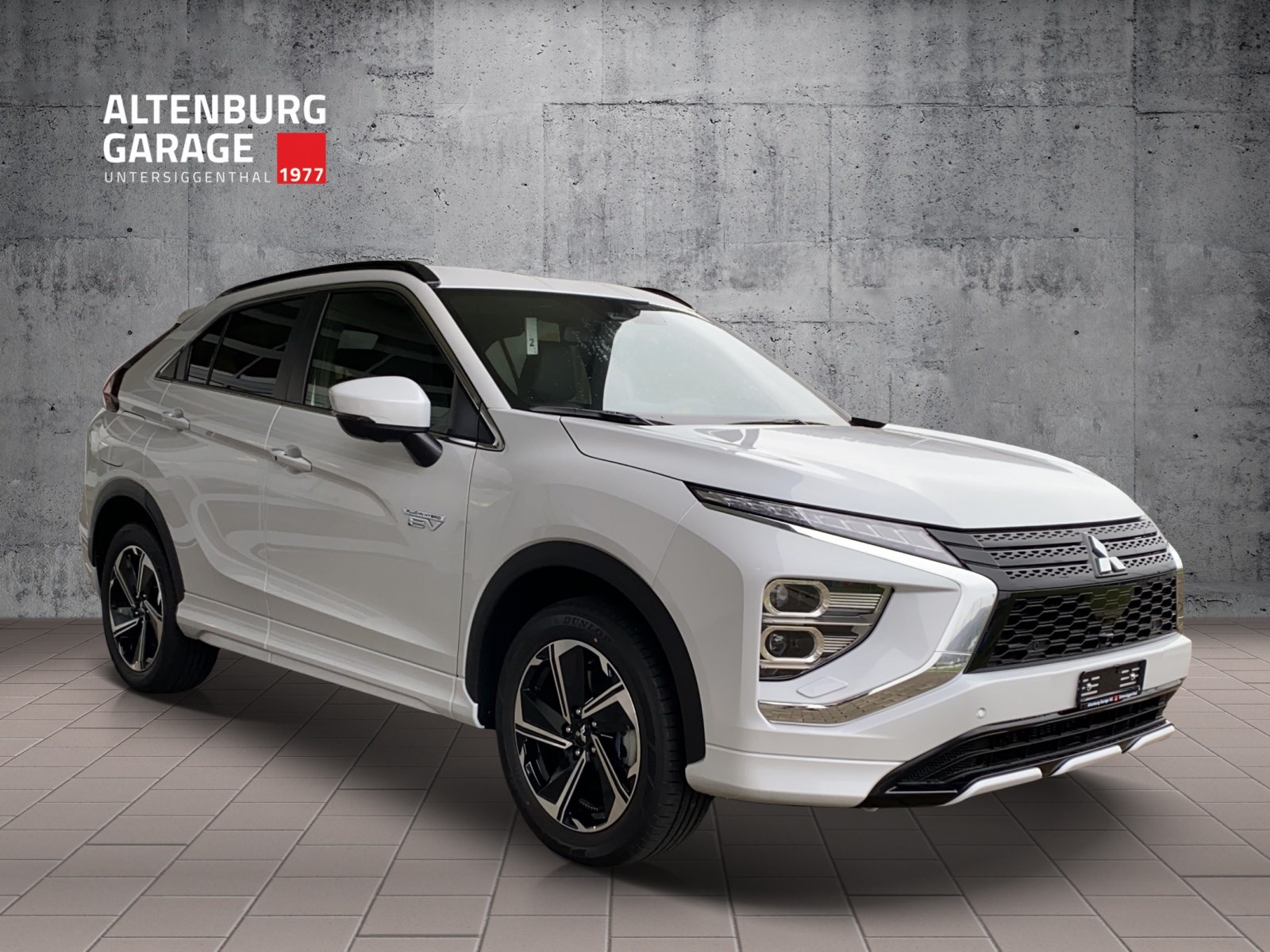 MITSUBISHI Eclipse Cross 2.4 PHEV Instyle 4WD-image-6
