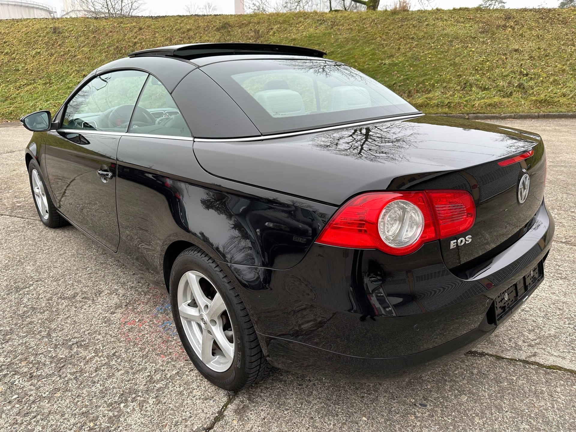 VW Eos 1.4 TSI-showroom-element-1
