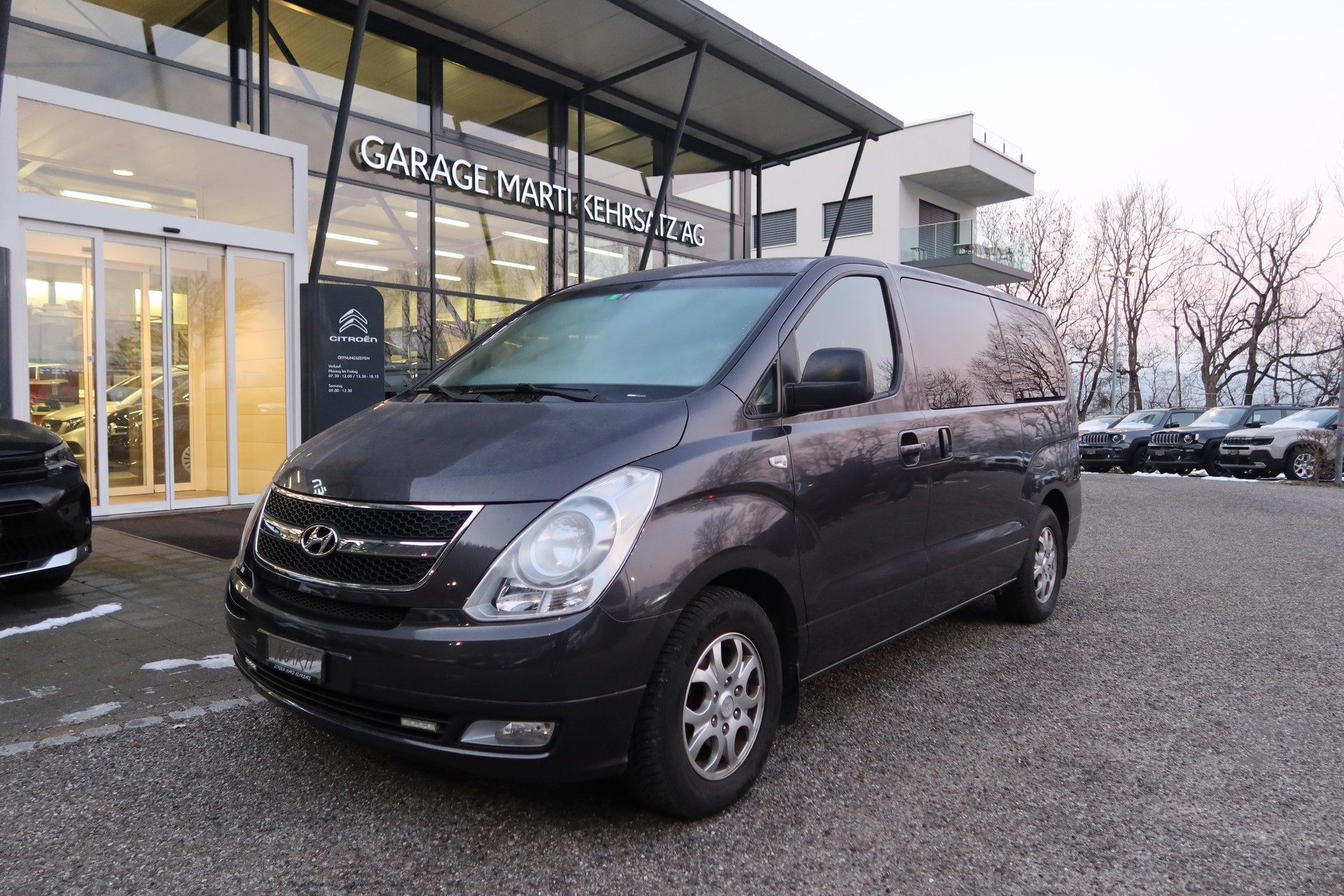 HYUNDAI H-1 CANYON People&Bike
