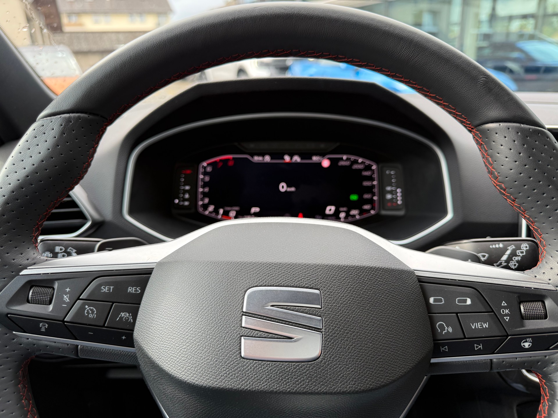 SEAT Tarraco 2.0TSI Move FR 4D-image-16
