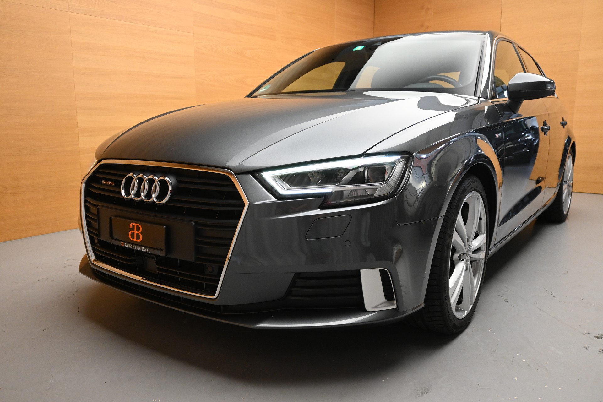 AUDI A3 Sportback 2.0 TFSI Sport quattro S-tronic-showroom-element-3