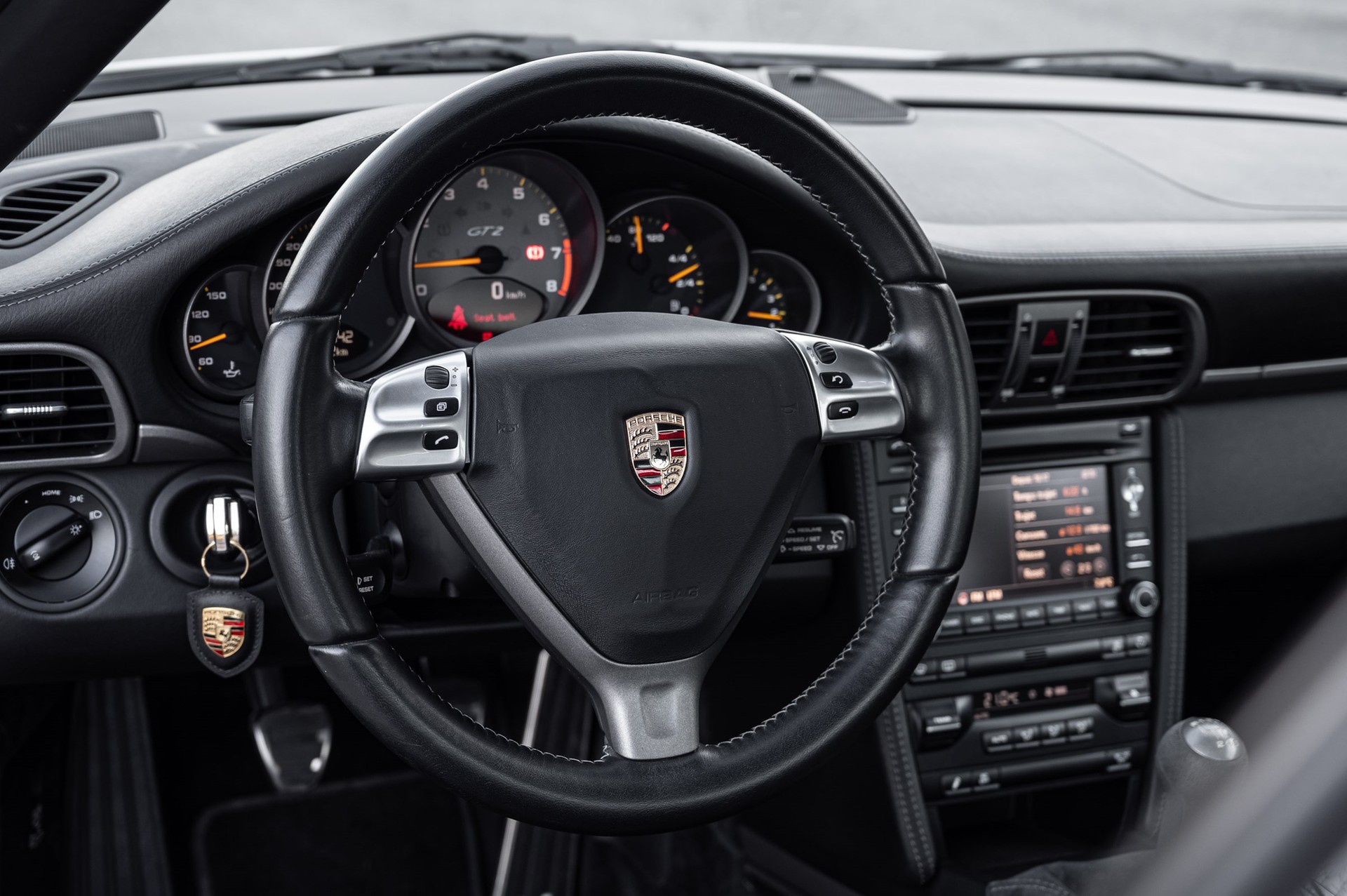 PORSCHE 911 GT2-image-16