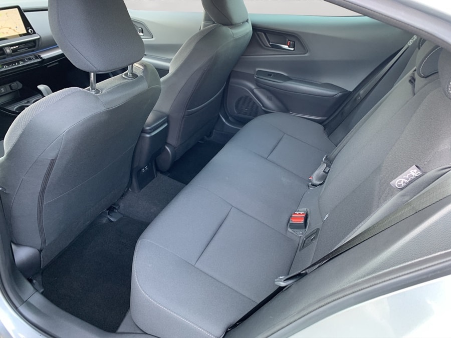 TOYOTA Prius 2.0VVT-i Plug-in Hybrid Style-image-7