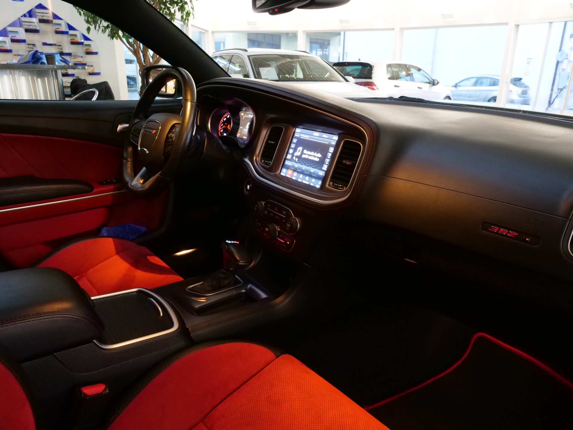 DODGE Charger ScatPack & Original Widebody-image-5