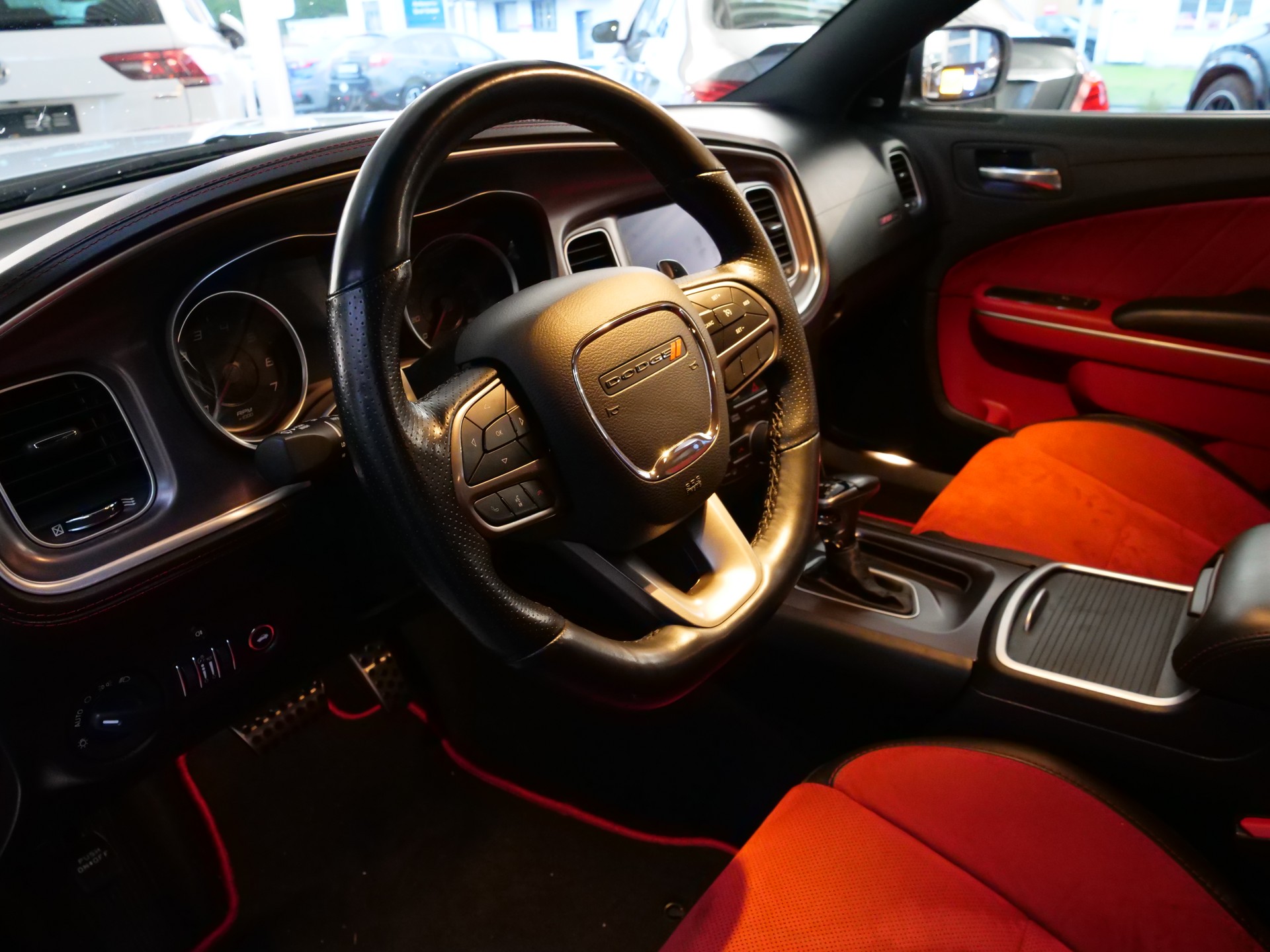 DODGE Charger ScatPack & Original Widebody-image-4