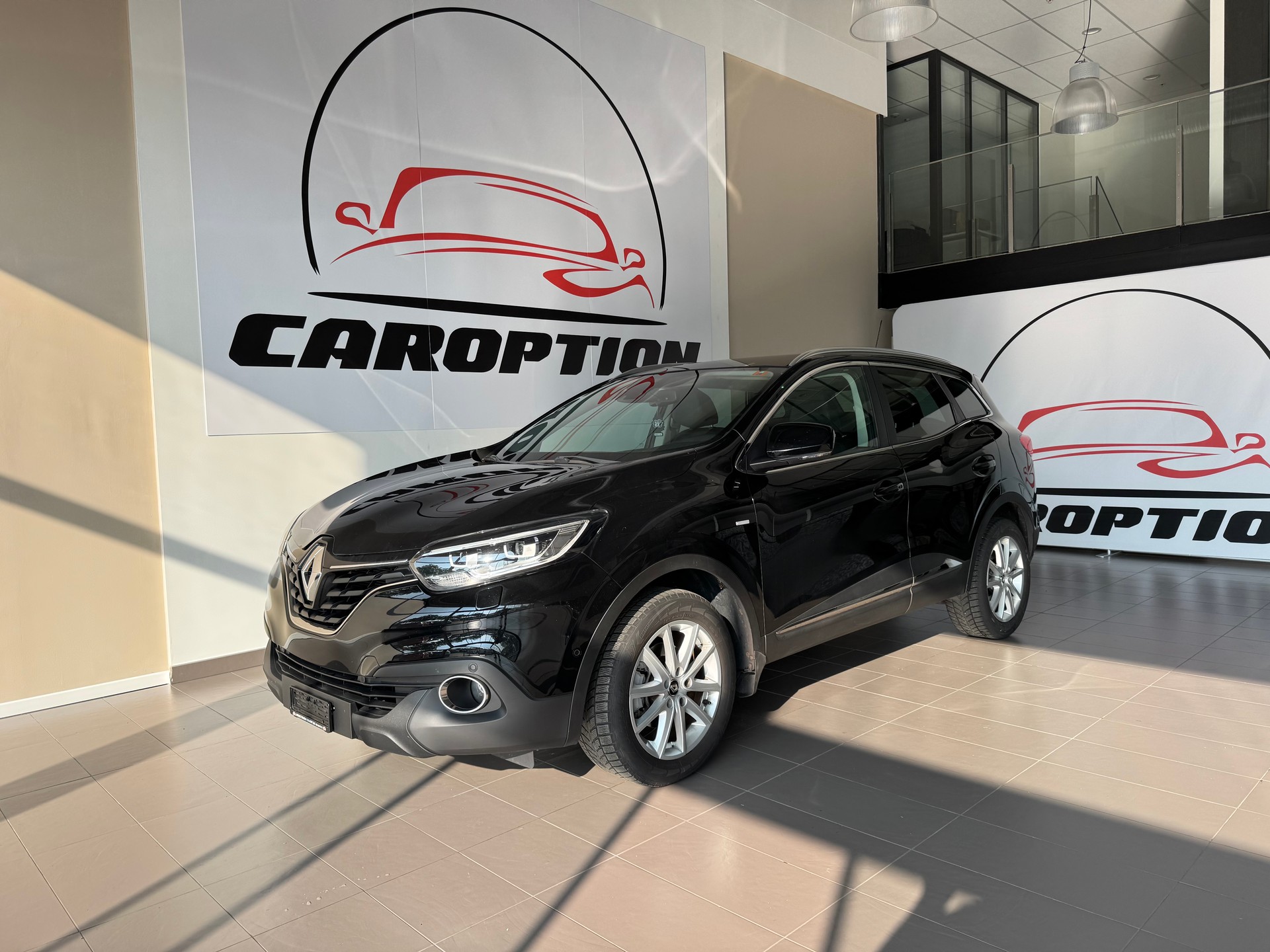 RENAULT Kadjar 1.2 16V Turbo Bose EDC-showroom-element-3