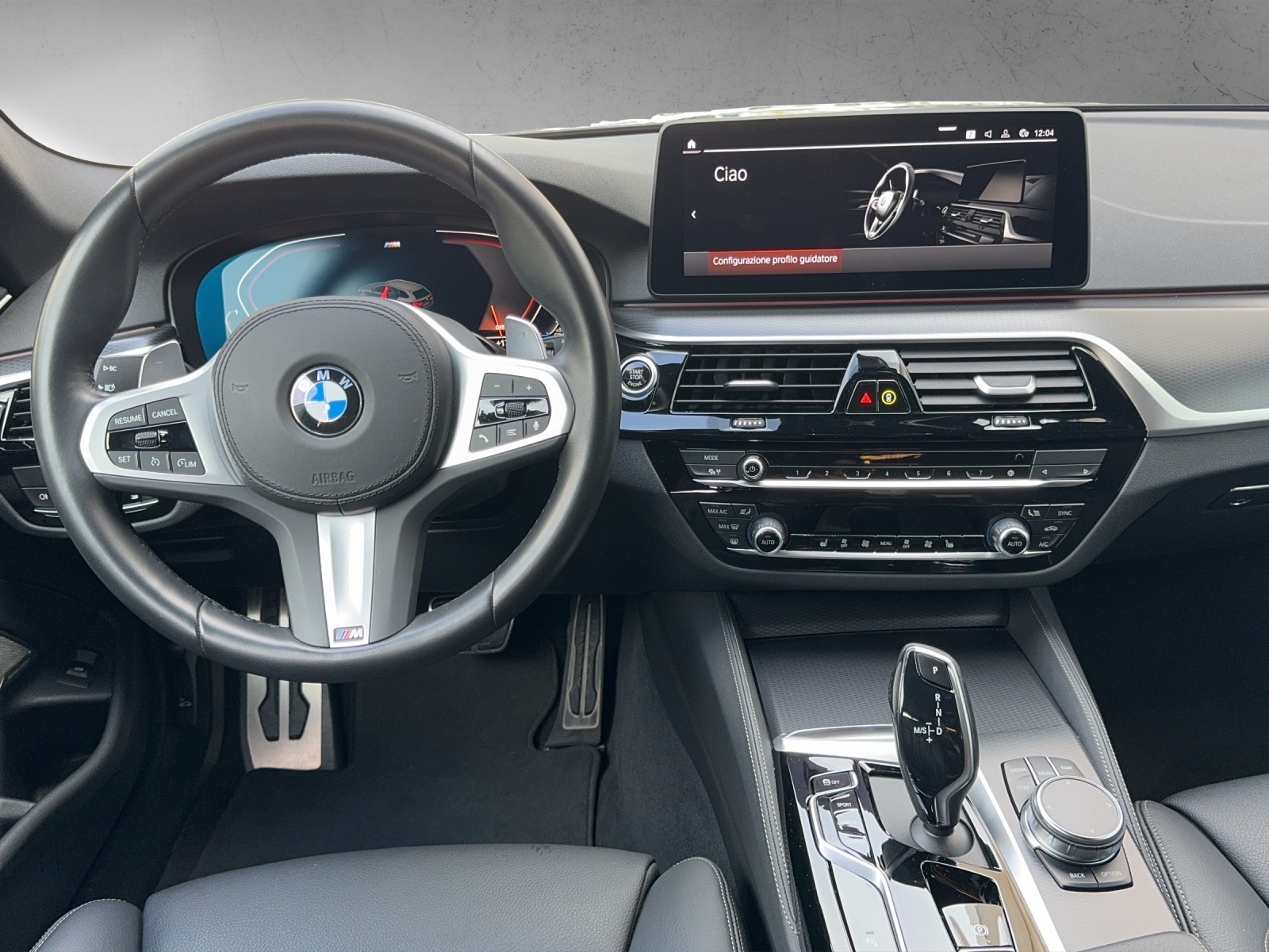 BMW 520d xDrive 48V Touring Pure M Sport Edition-image-13