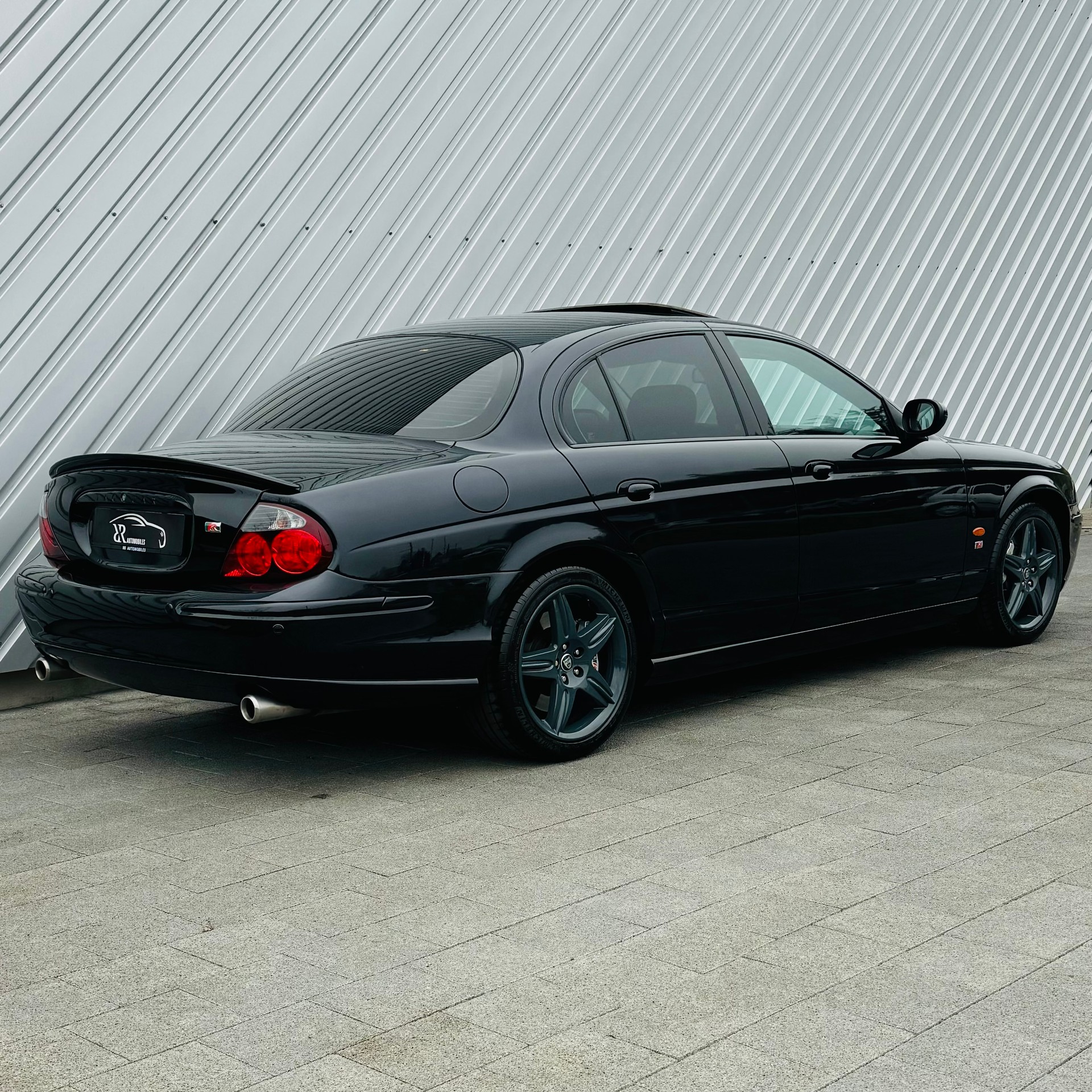 JAGUAR S-Type 4.2 V8 S/C R-showroom-element-2