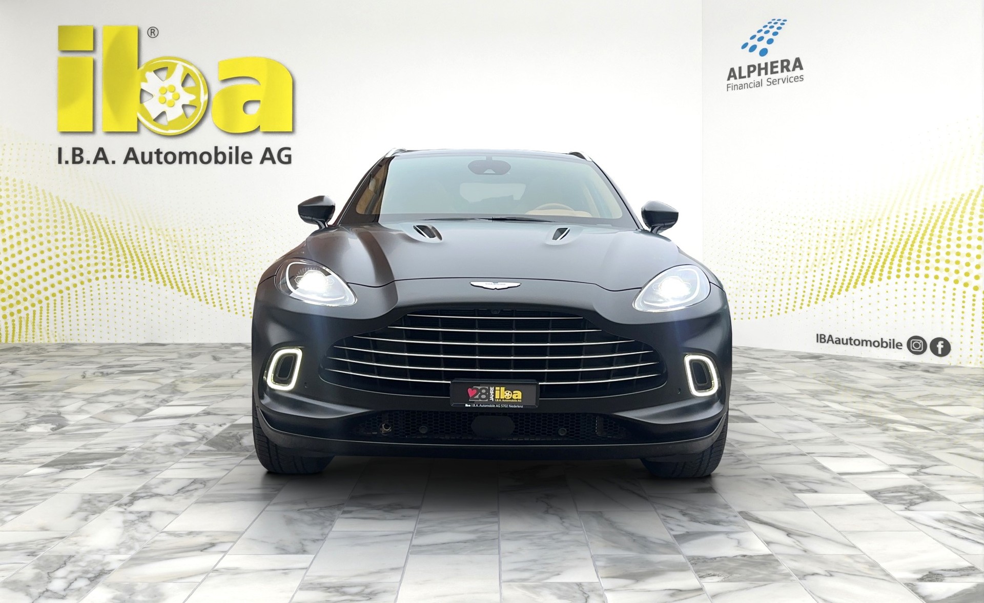 ASTON MARTIN DBX 4.0 V8 (CH)-image-7