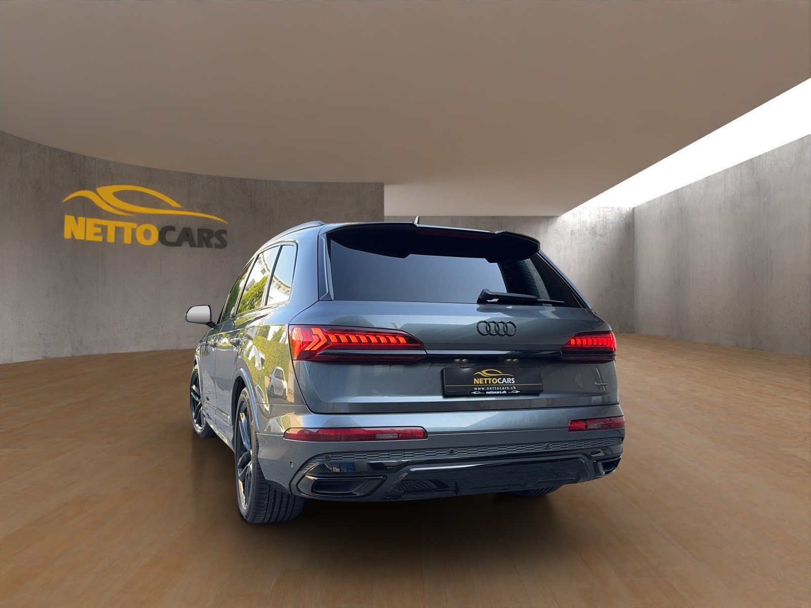 AUDI Q7 50 TDI quattro S Line tiptronic-showroom-element-1