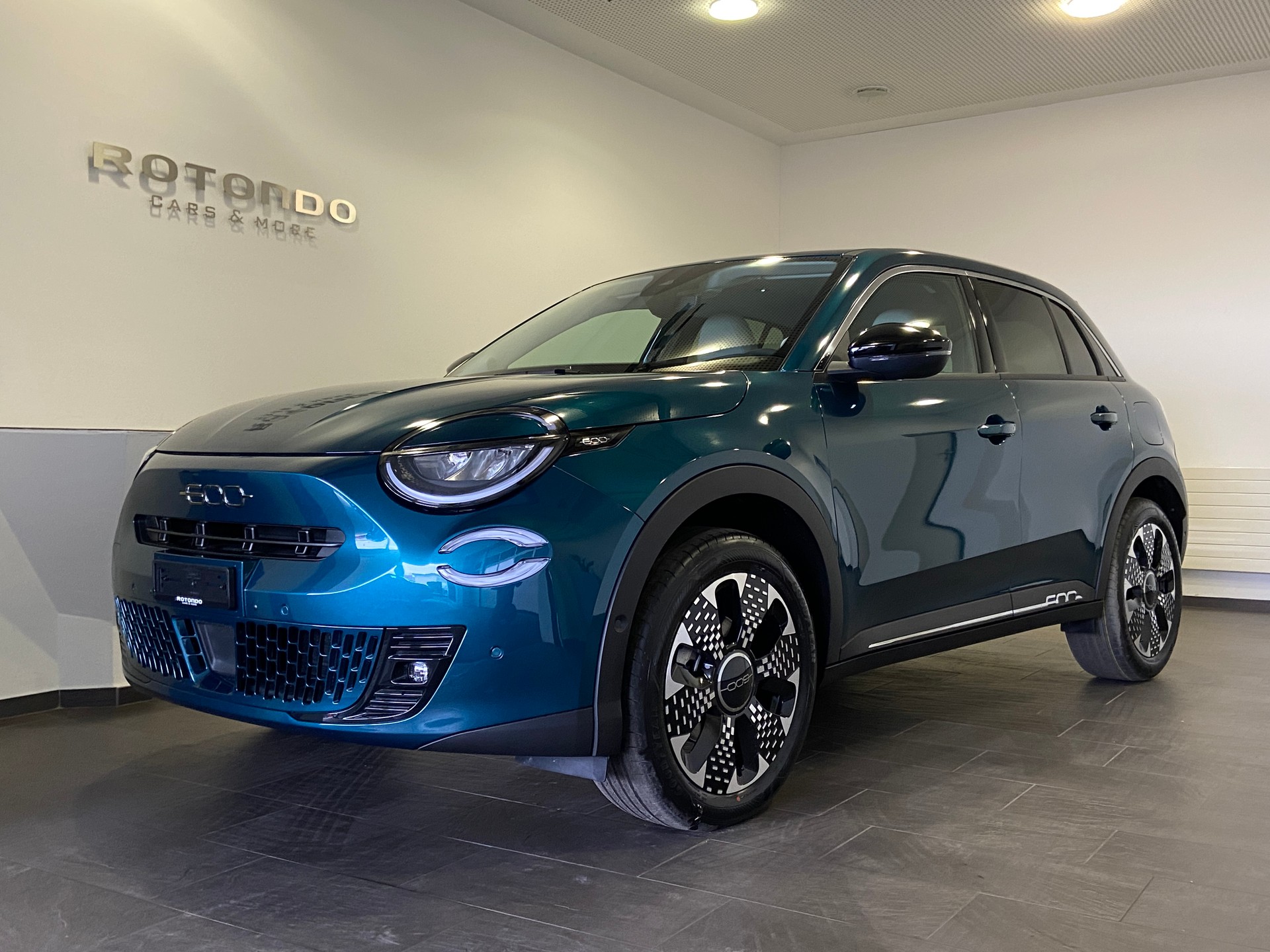 FIAT 600 MildHybrid La Prima 100PS