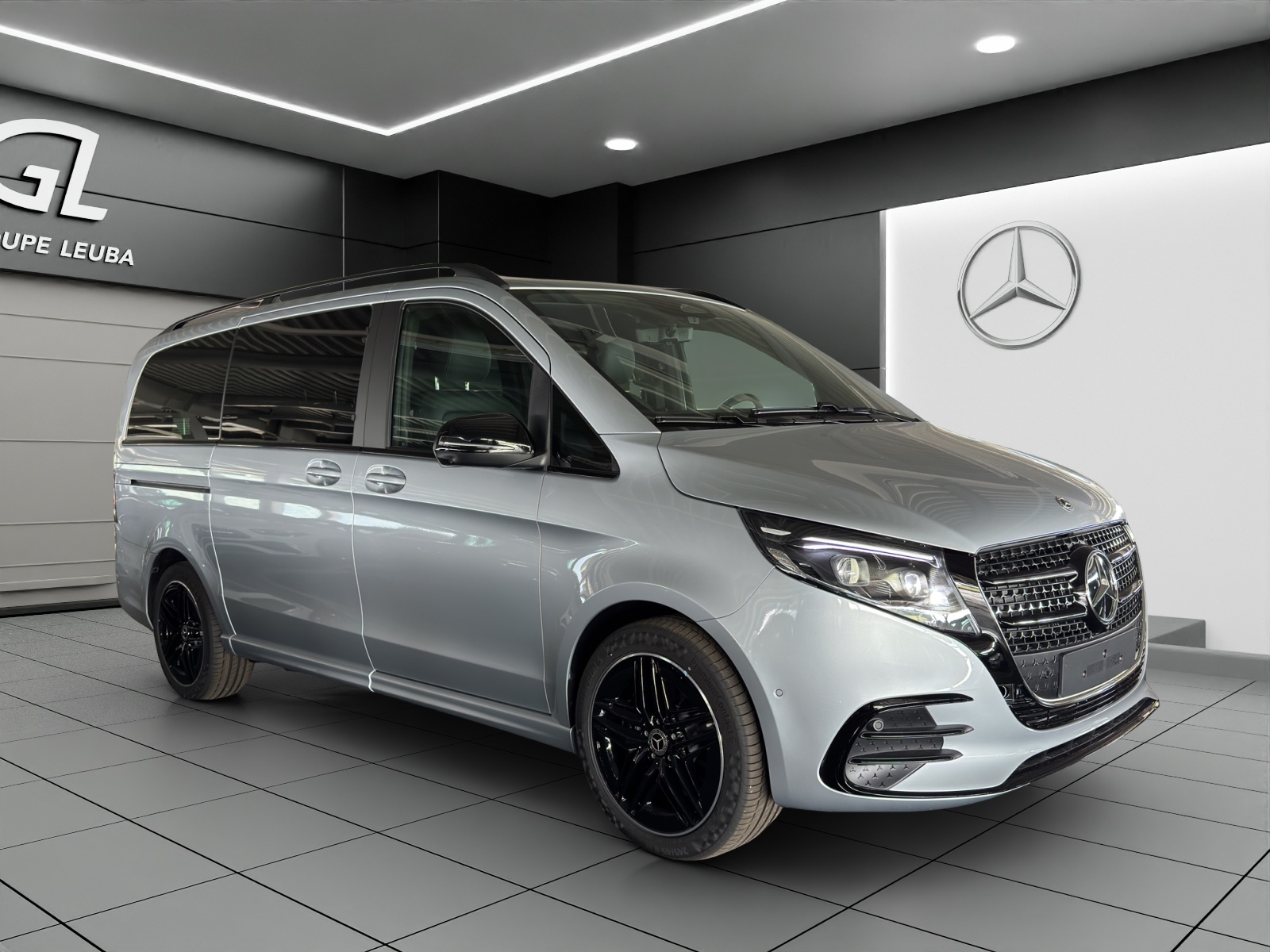 Photo MERCEDES-BENZ V-300 V 300 d lang Swiss Edition 4Matic 9G-Tronic