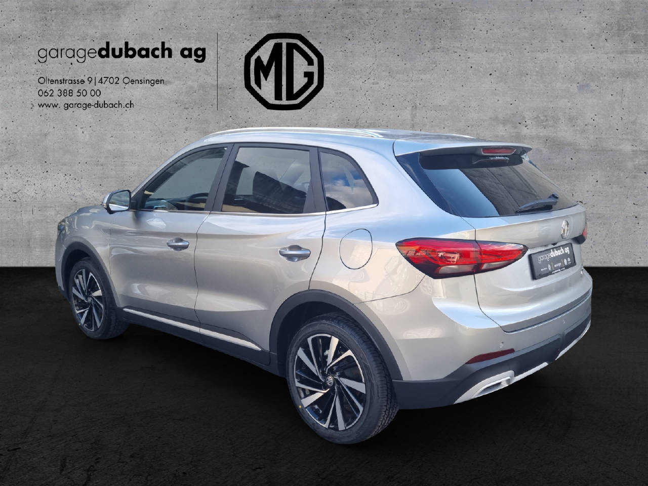 MG ZS 1.5 Hybrid+ Luxury-showroom-element-3