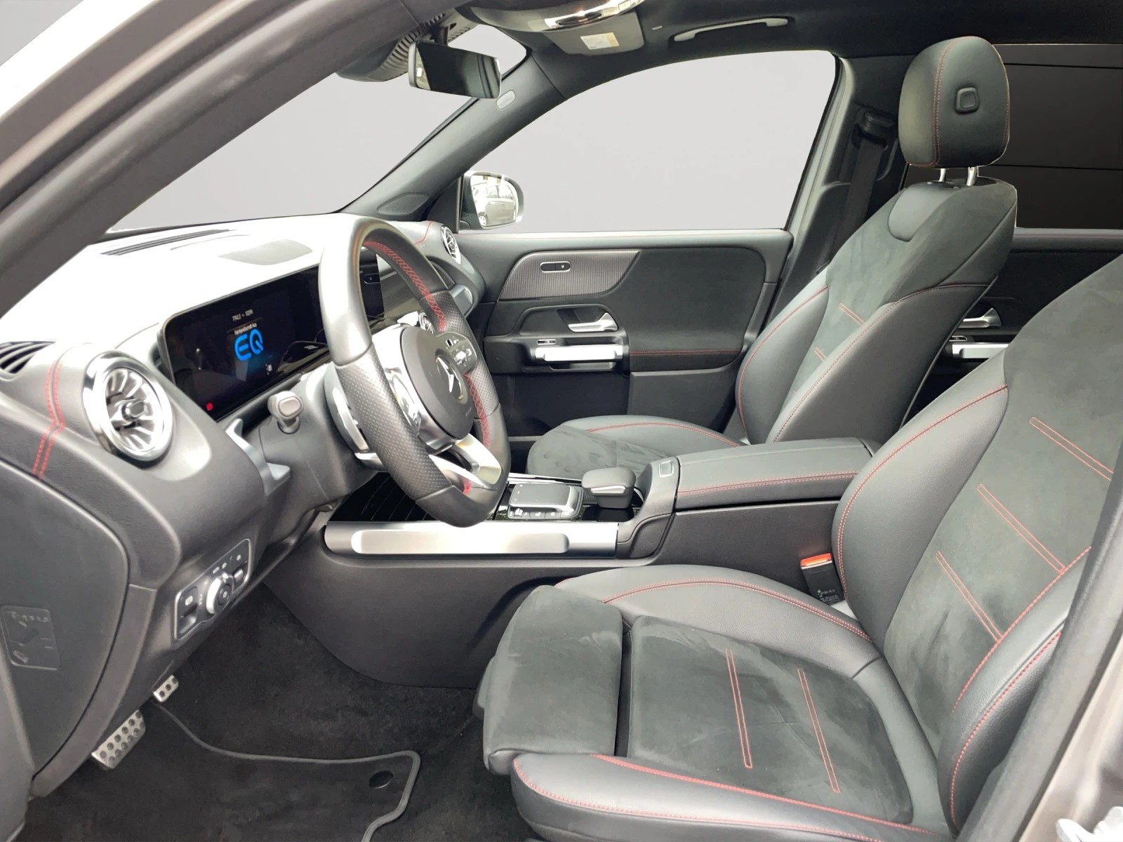 Image MERCEDES-BENZ EQB-300 EQB 300 AMG Line 4Matic