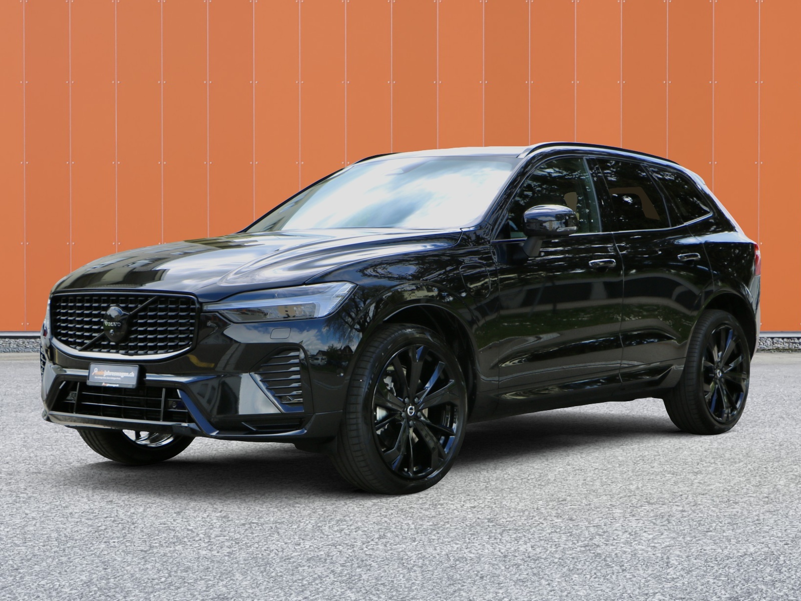 VOLVO XC60 T6 eAWD PluginHybrid Plus Dark Geartronic