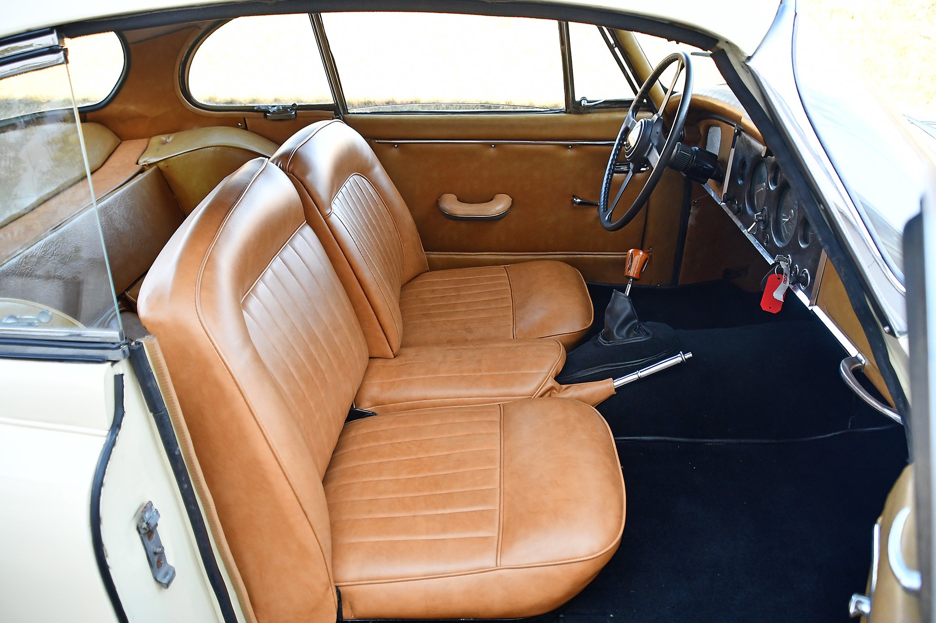 JAGUAR XK 150 3.8-Litre SE FHC-image-7