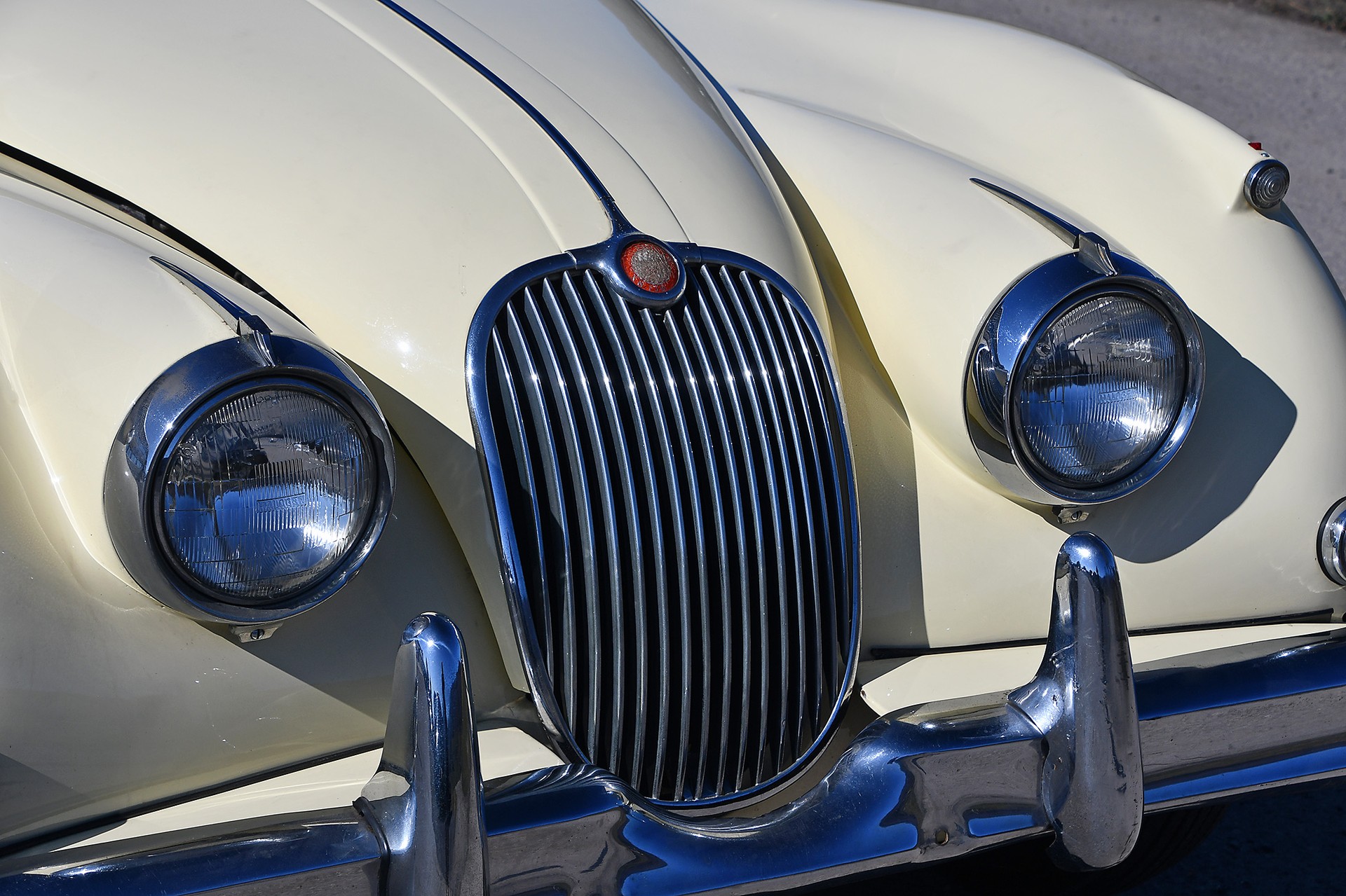 JAGUAR XK 150 3.8-Litre SE FHC-image-2