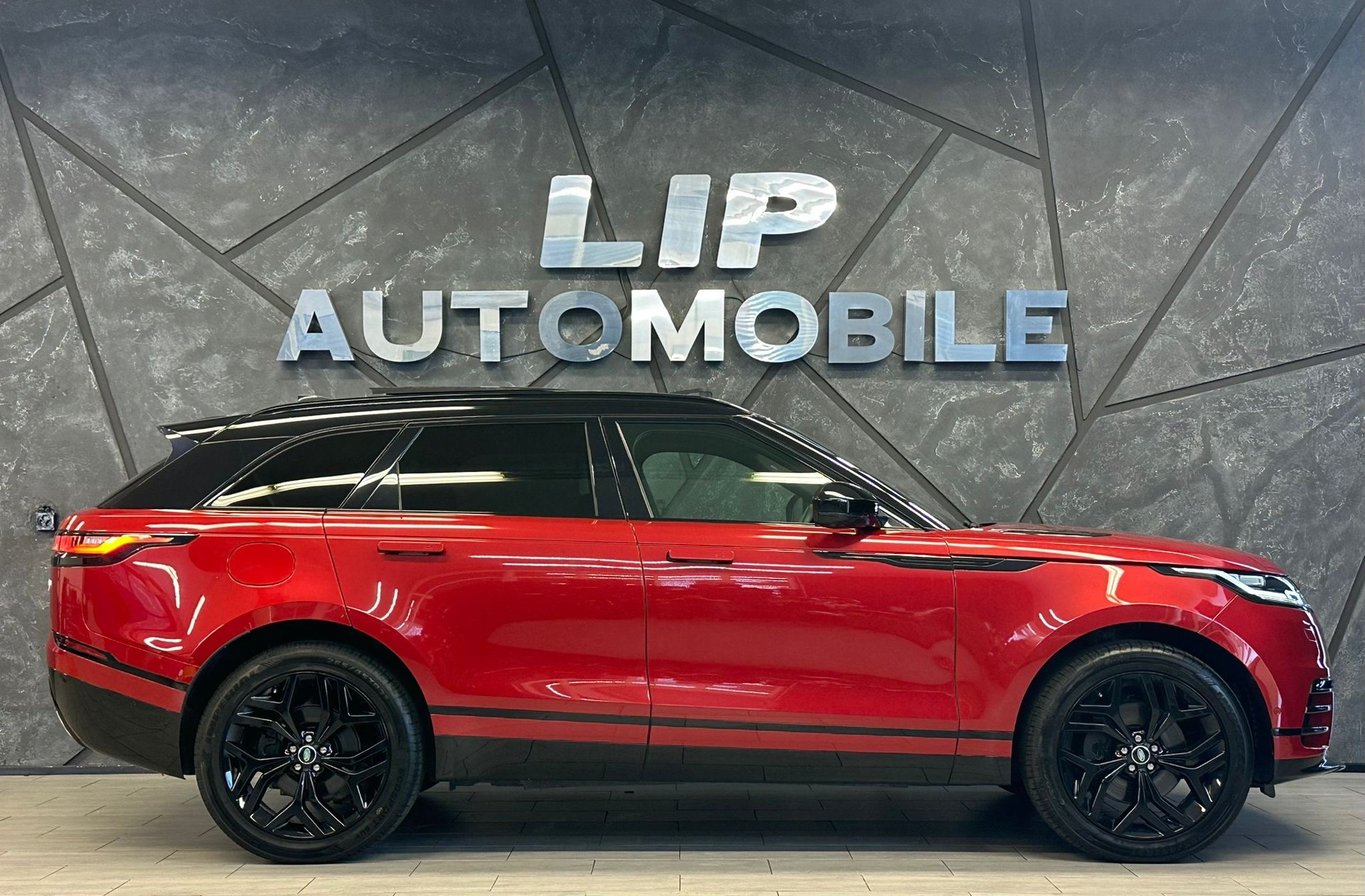 LAND ROVER Range Rover Velar R-Dynamic D 300 HSE Automatic-showroom-element-3