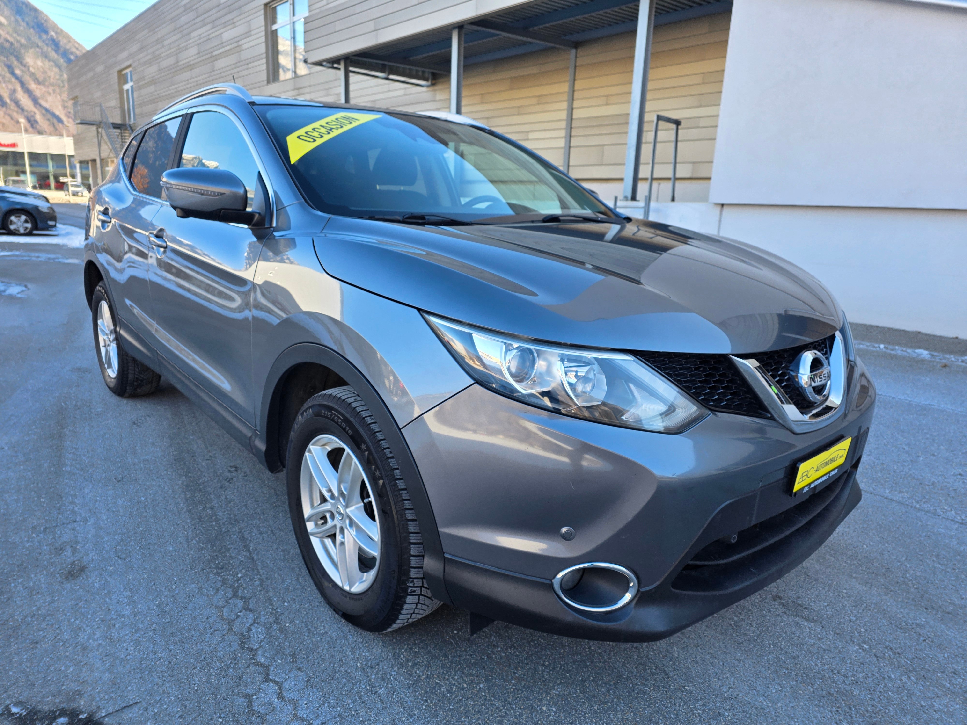 NISSAN Qashqai 1.6 (SUV / GelÃ¤ndewagen)