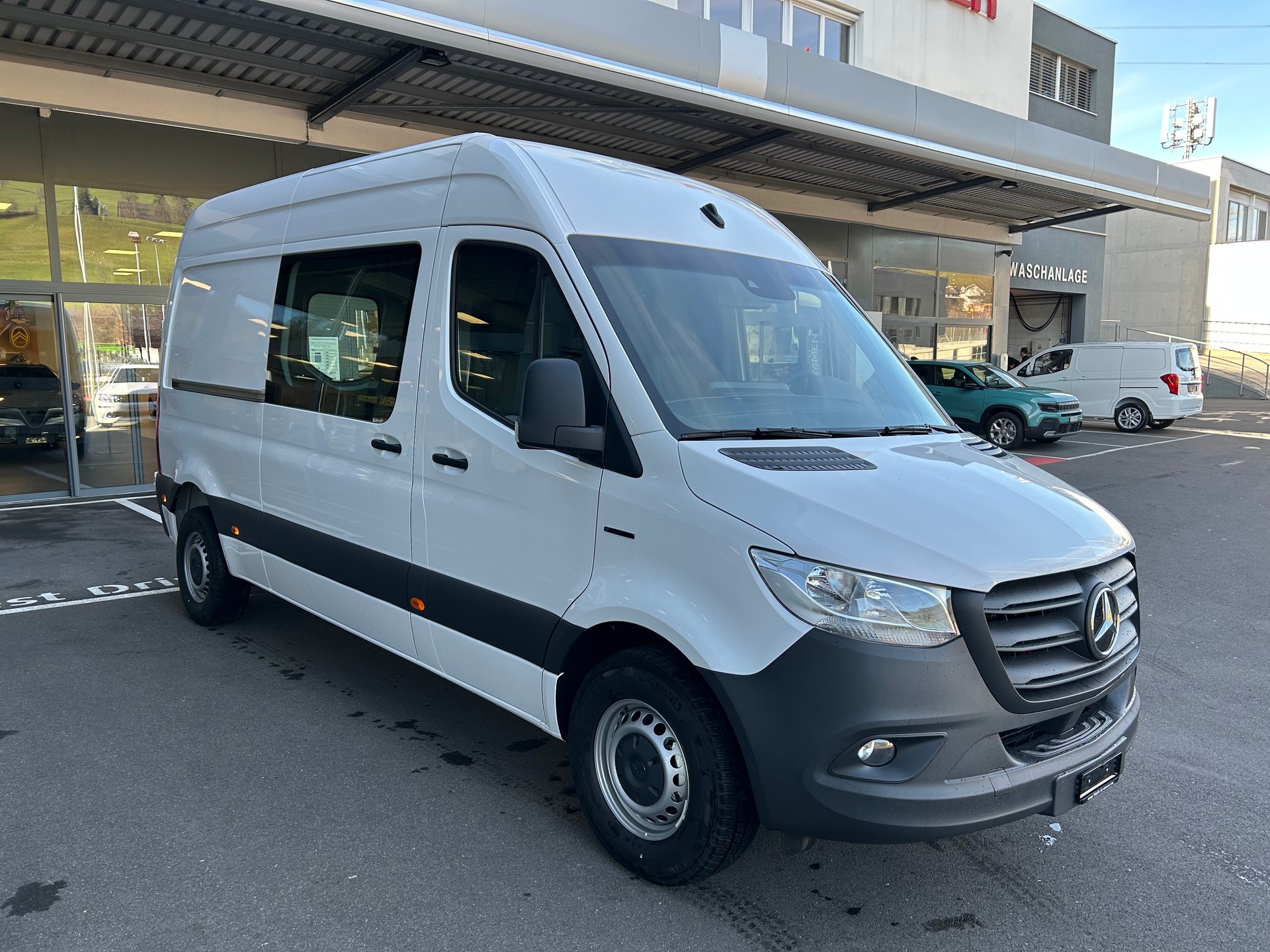 MERCEDES-BENZ eSprinter 312 47kWh Standard-image-5